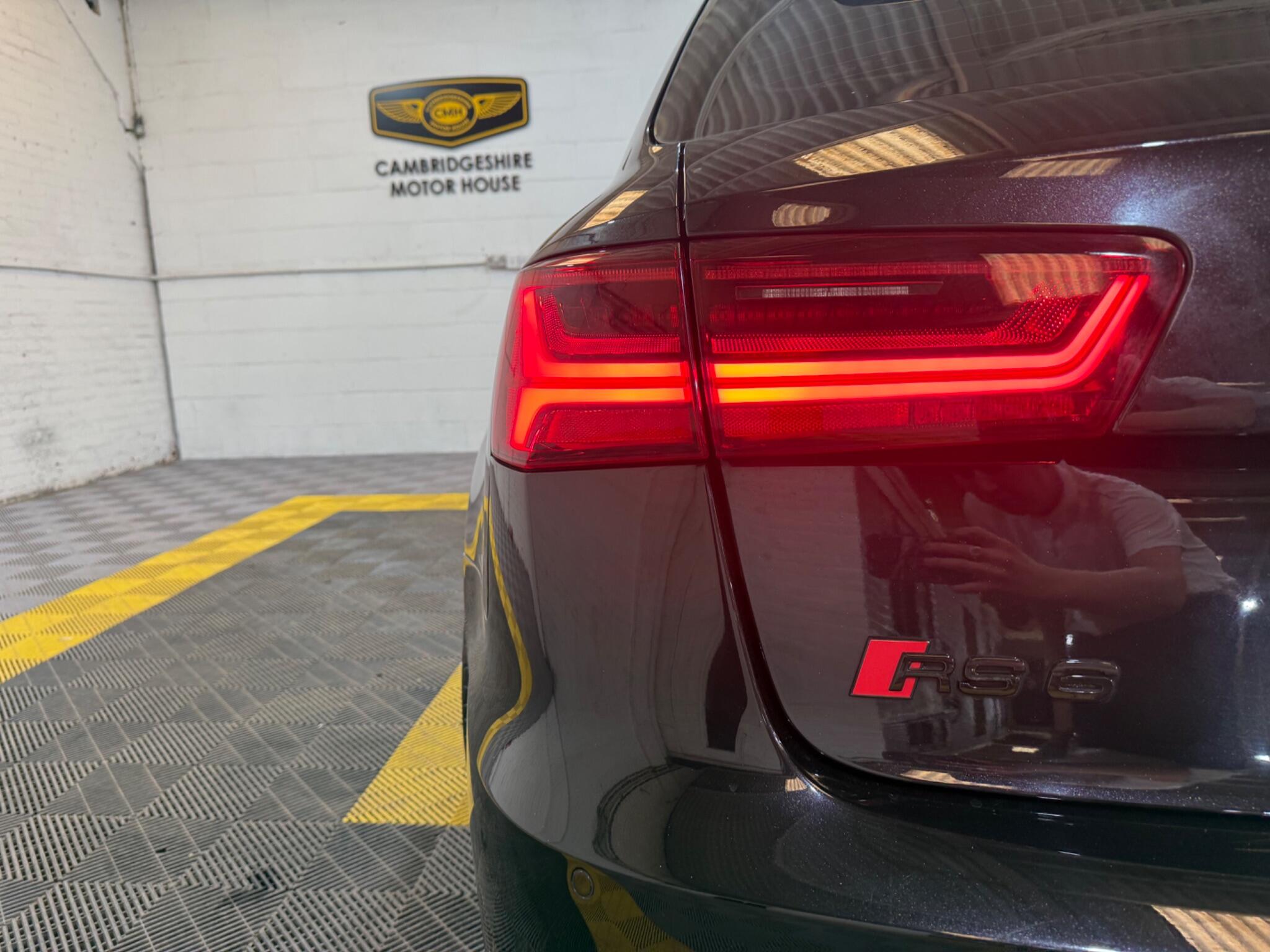 Audi RS6 view 61