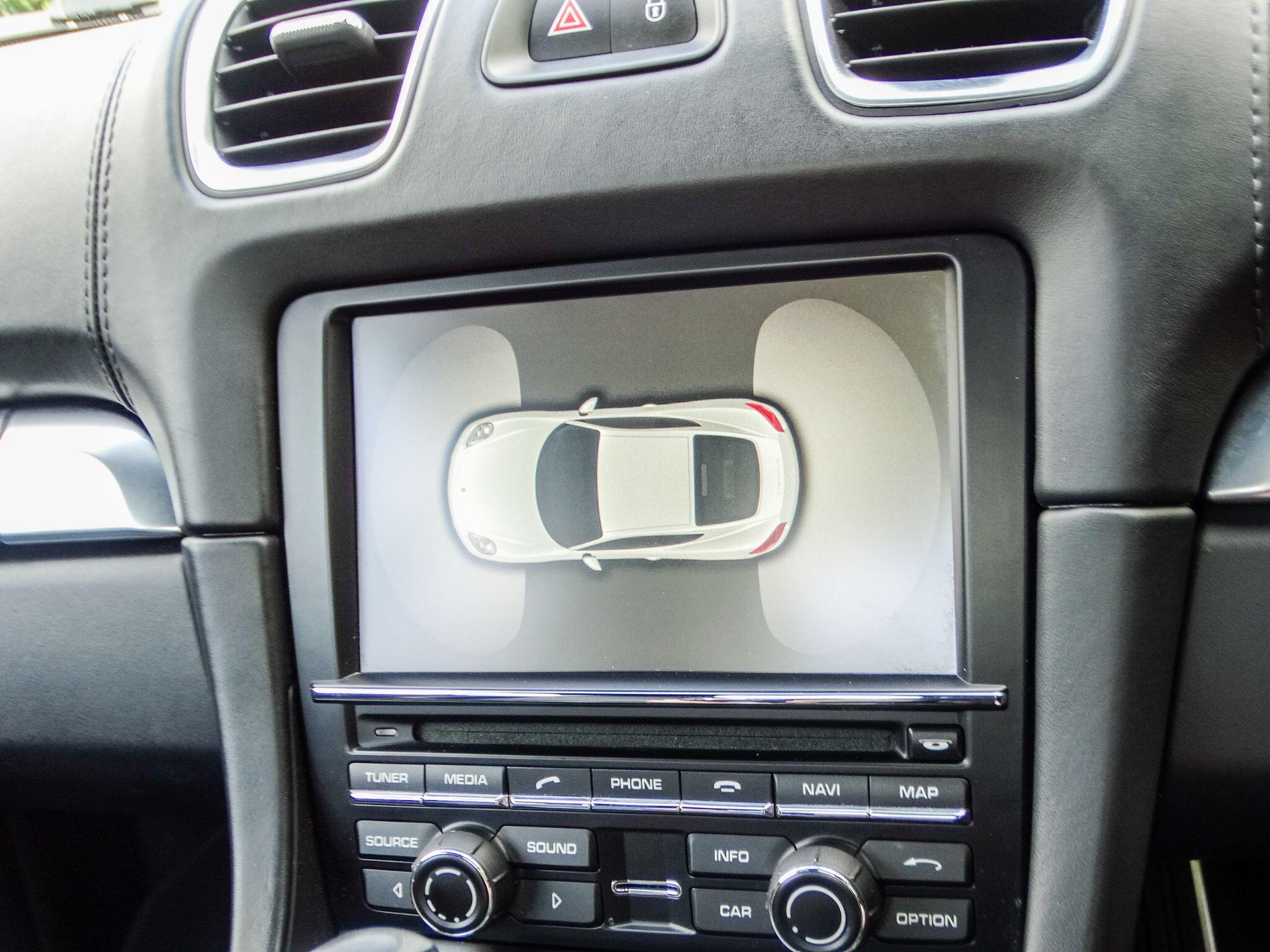 Porsche Cayman view 21