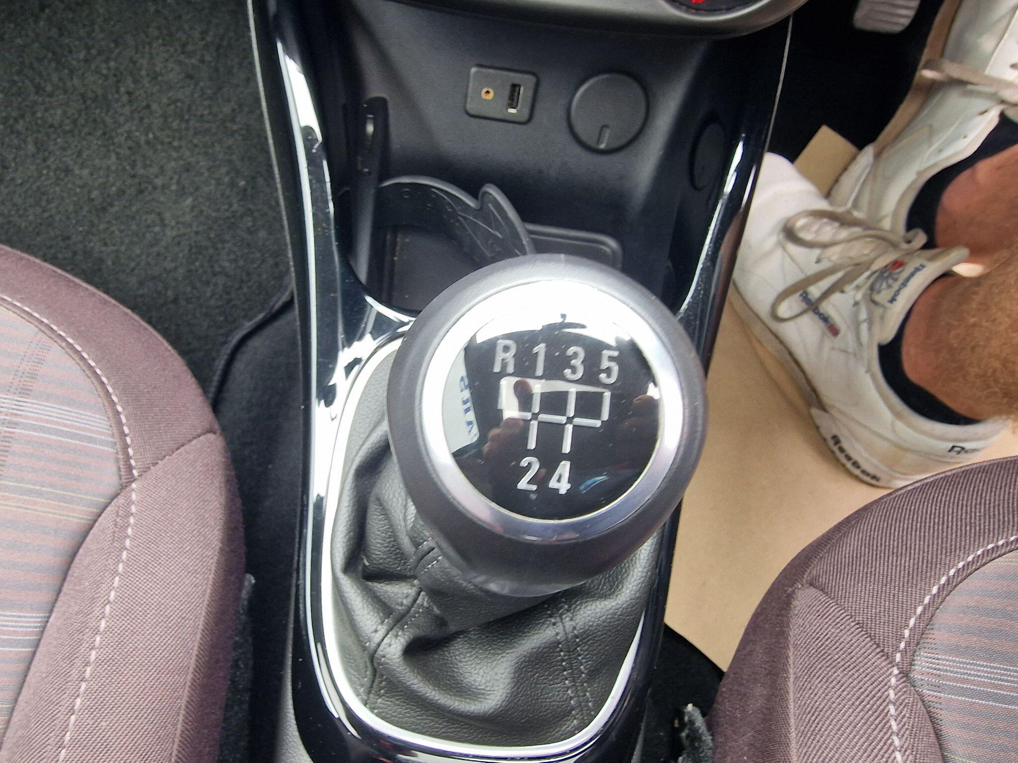 Vauxhall Adam view 21