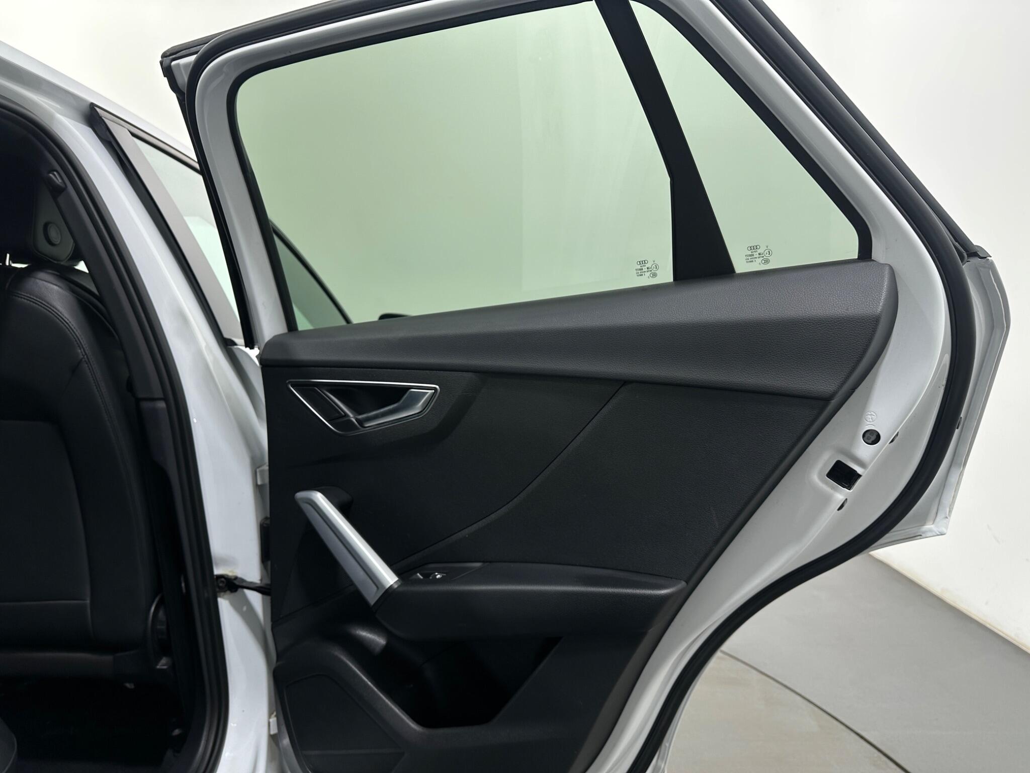 Audi Q2 view 40