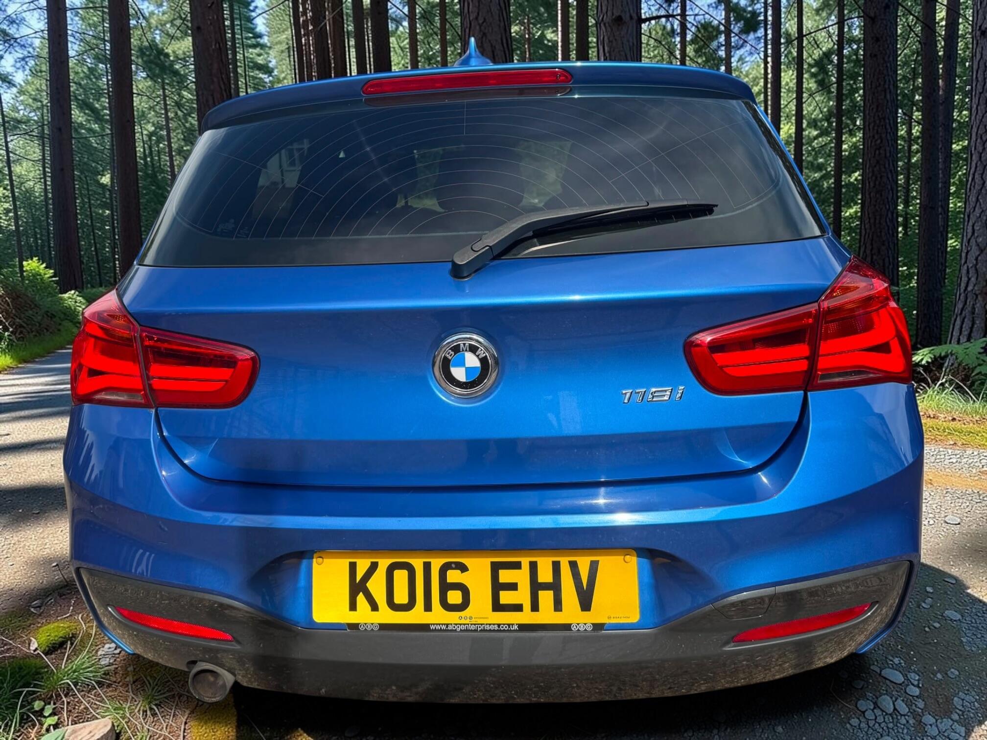 BMW 1 Series view 7