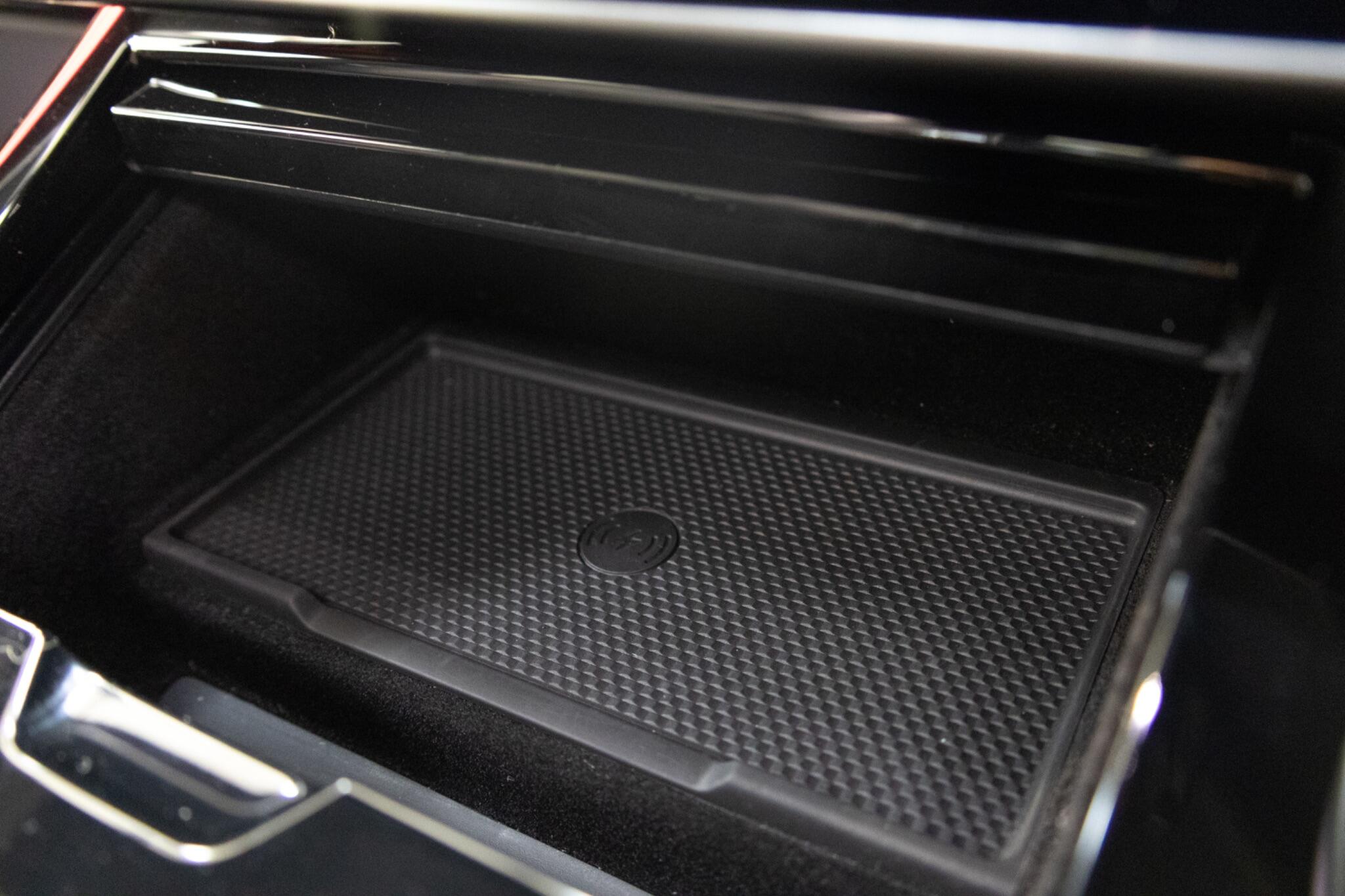Land Rover Range Rover Sport view 40