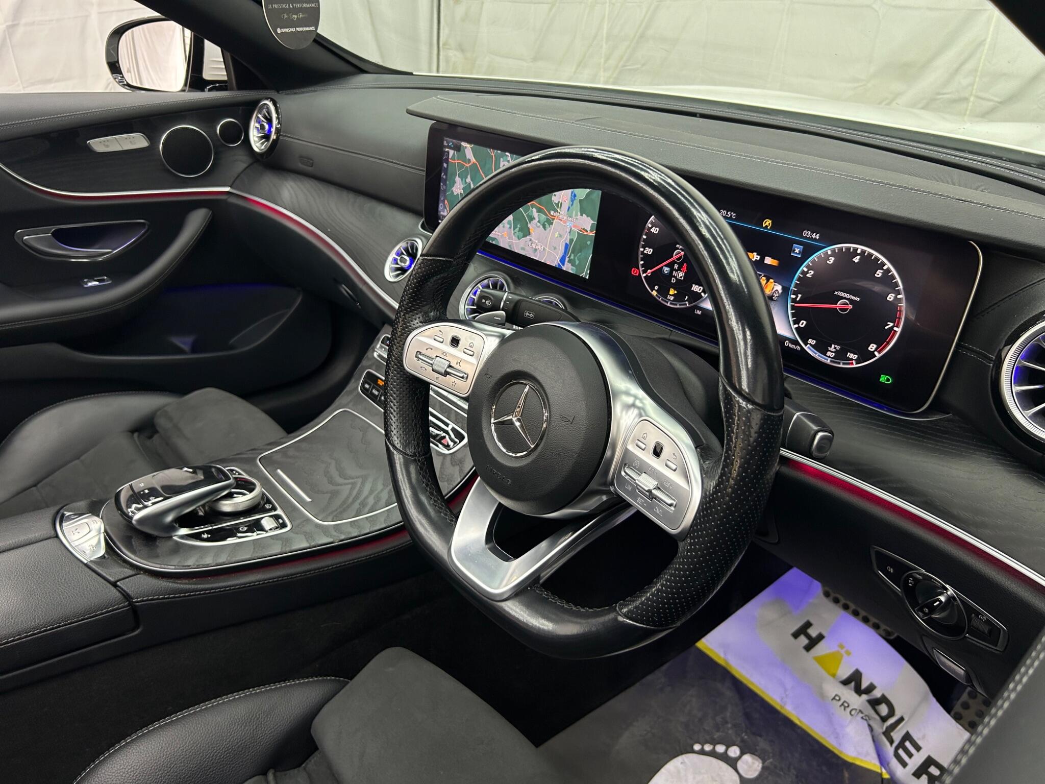 Mercedes-Benz E-Class view 14