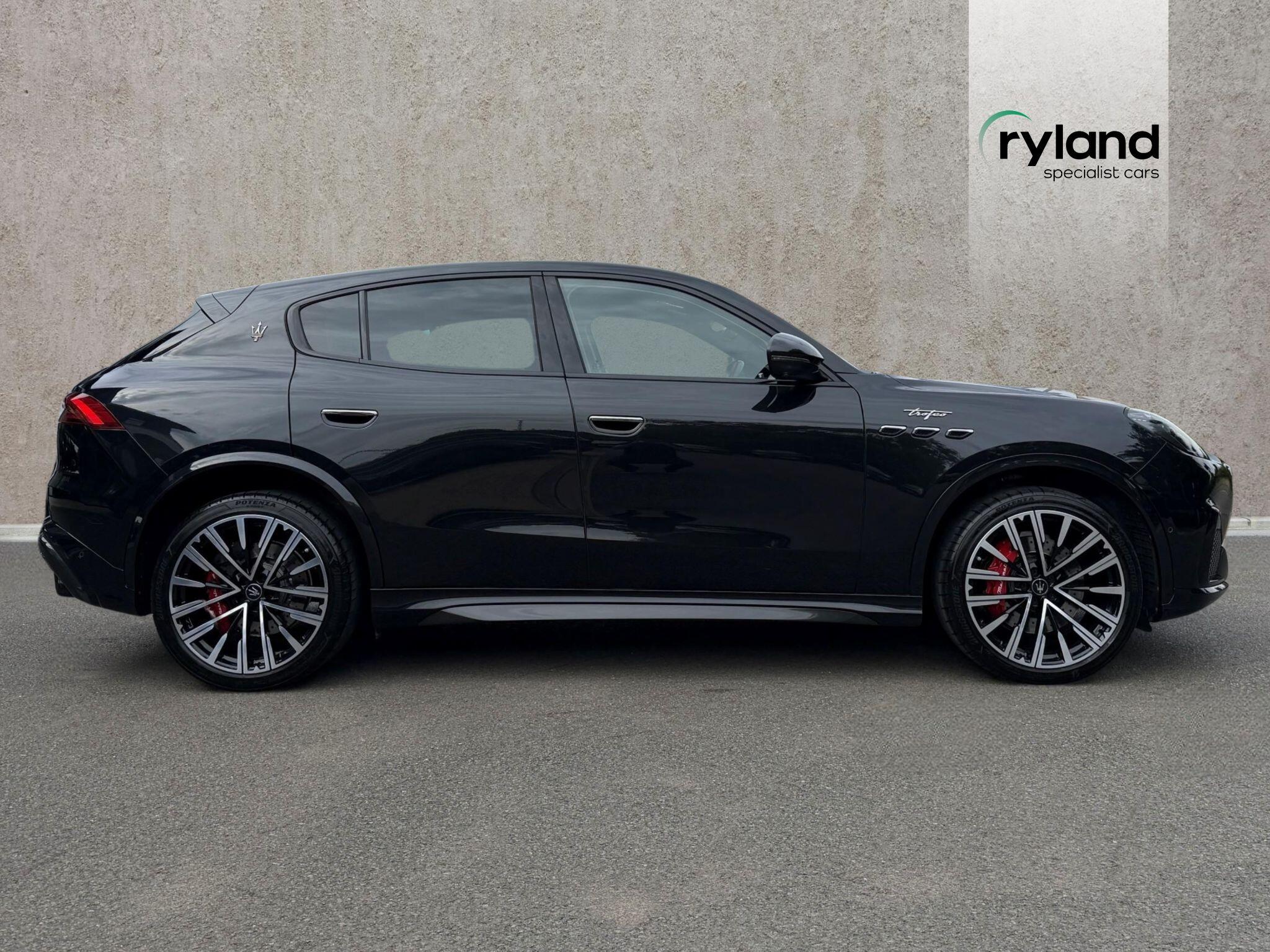Maserati Grecale view 7