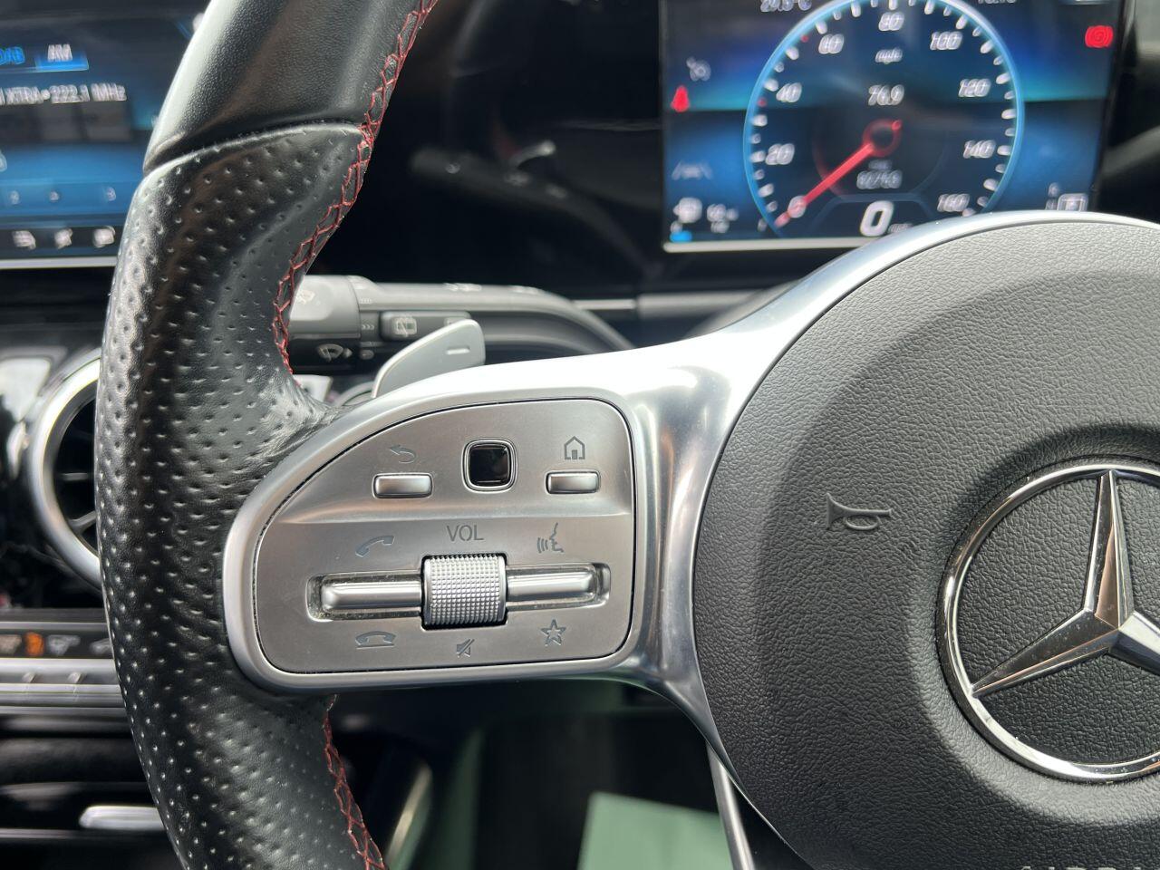 Mercedes-Benz Gla view 49