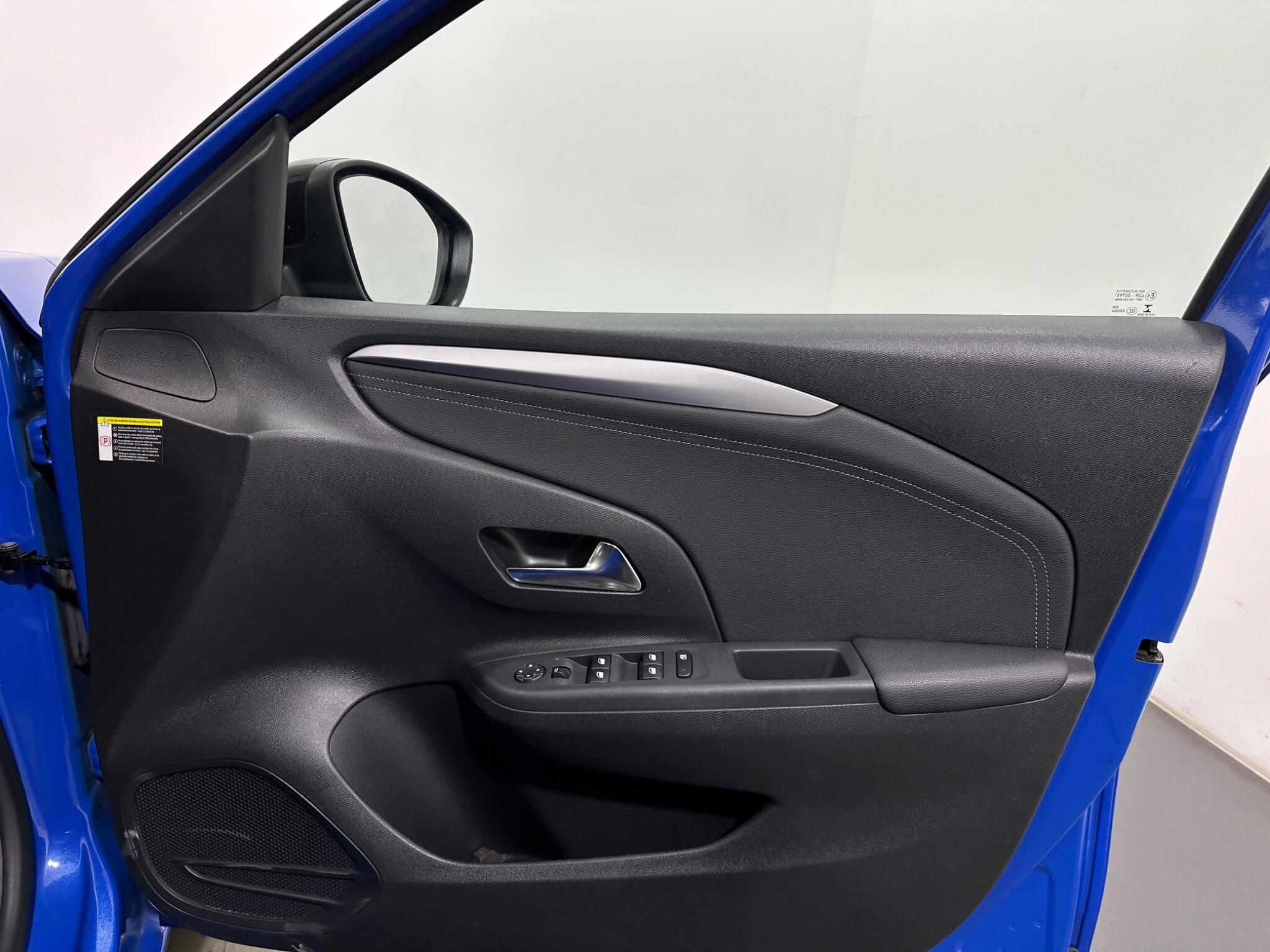 Vauxhall Corsa view 33