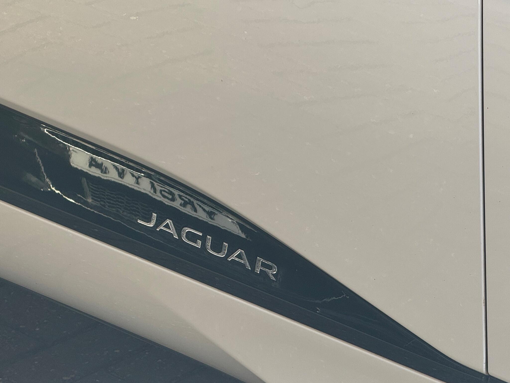 Jaguar I-Pace view 34