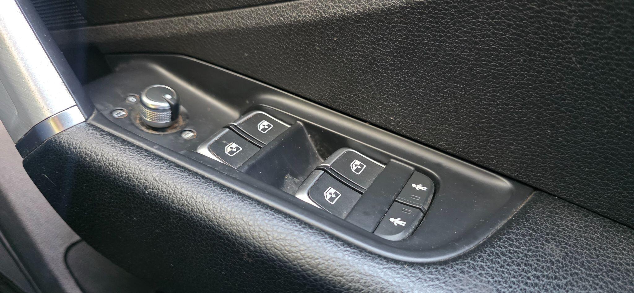 Audi Q2 view 49