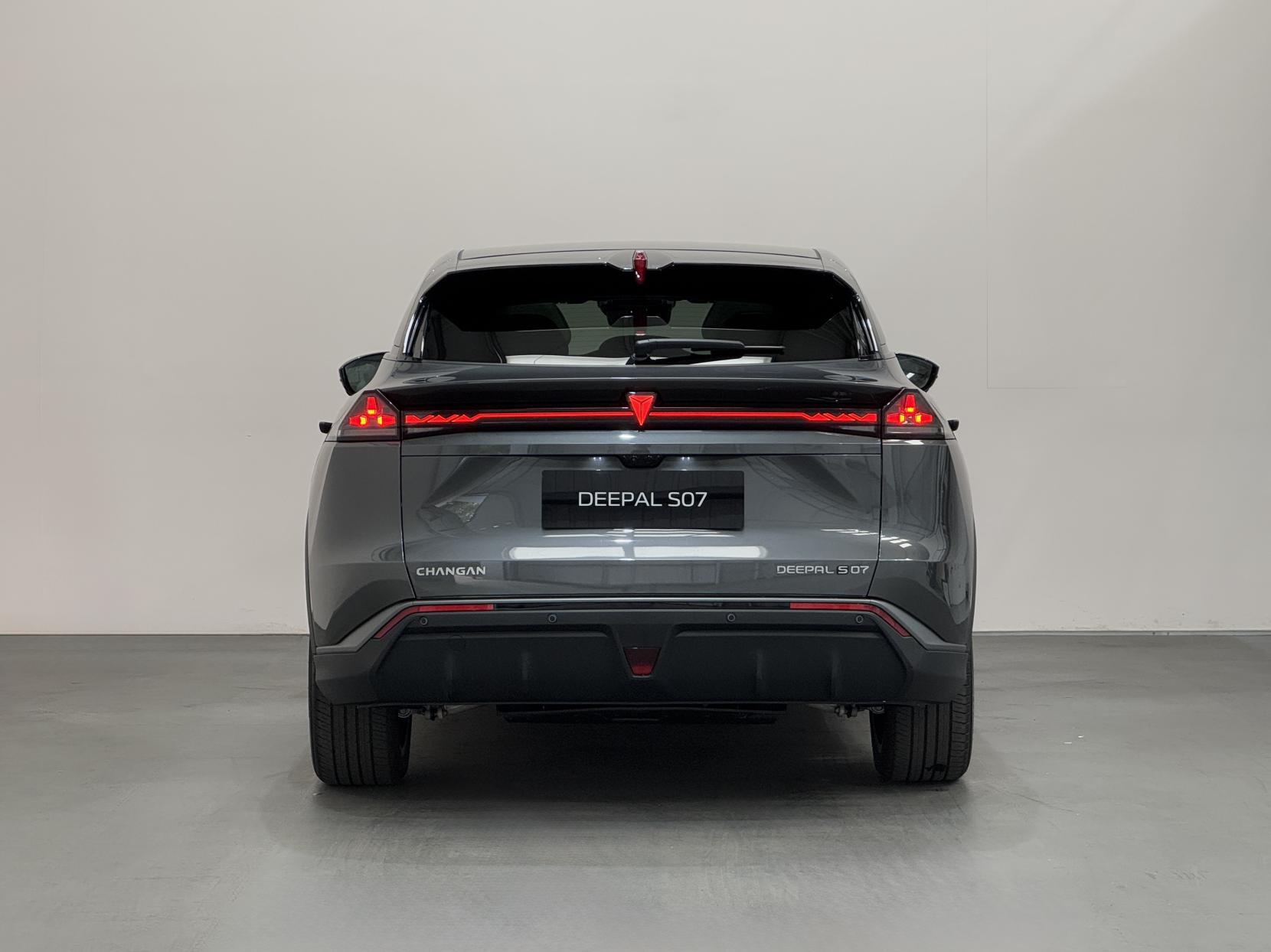 Changan Deepal S07 view 16