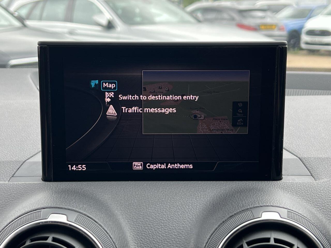 Audi Q2 view 42