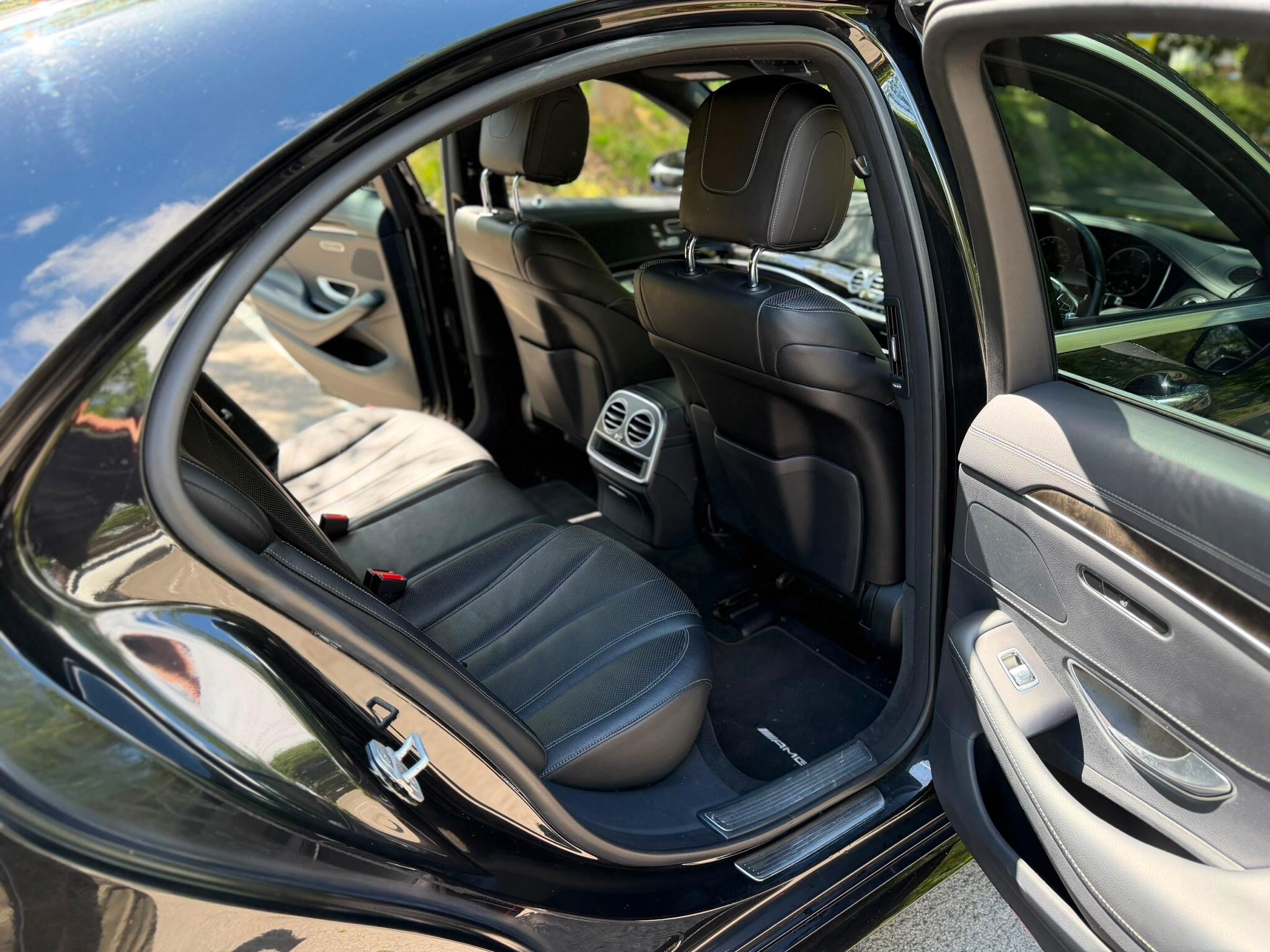 Mercedes-Benz S-Class view 16