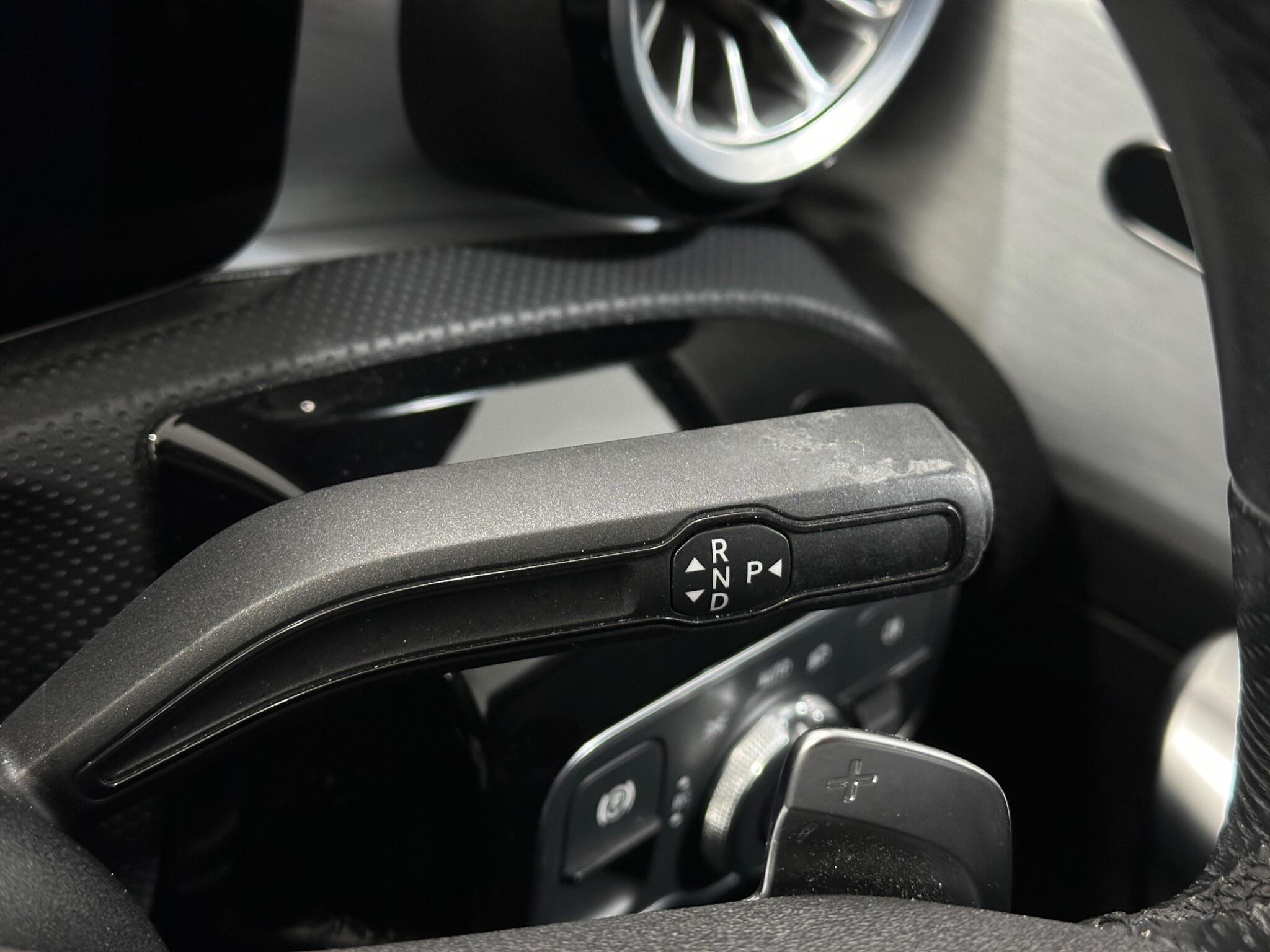 Mercedes-Benz CLA view 17