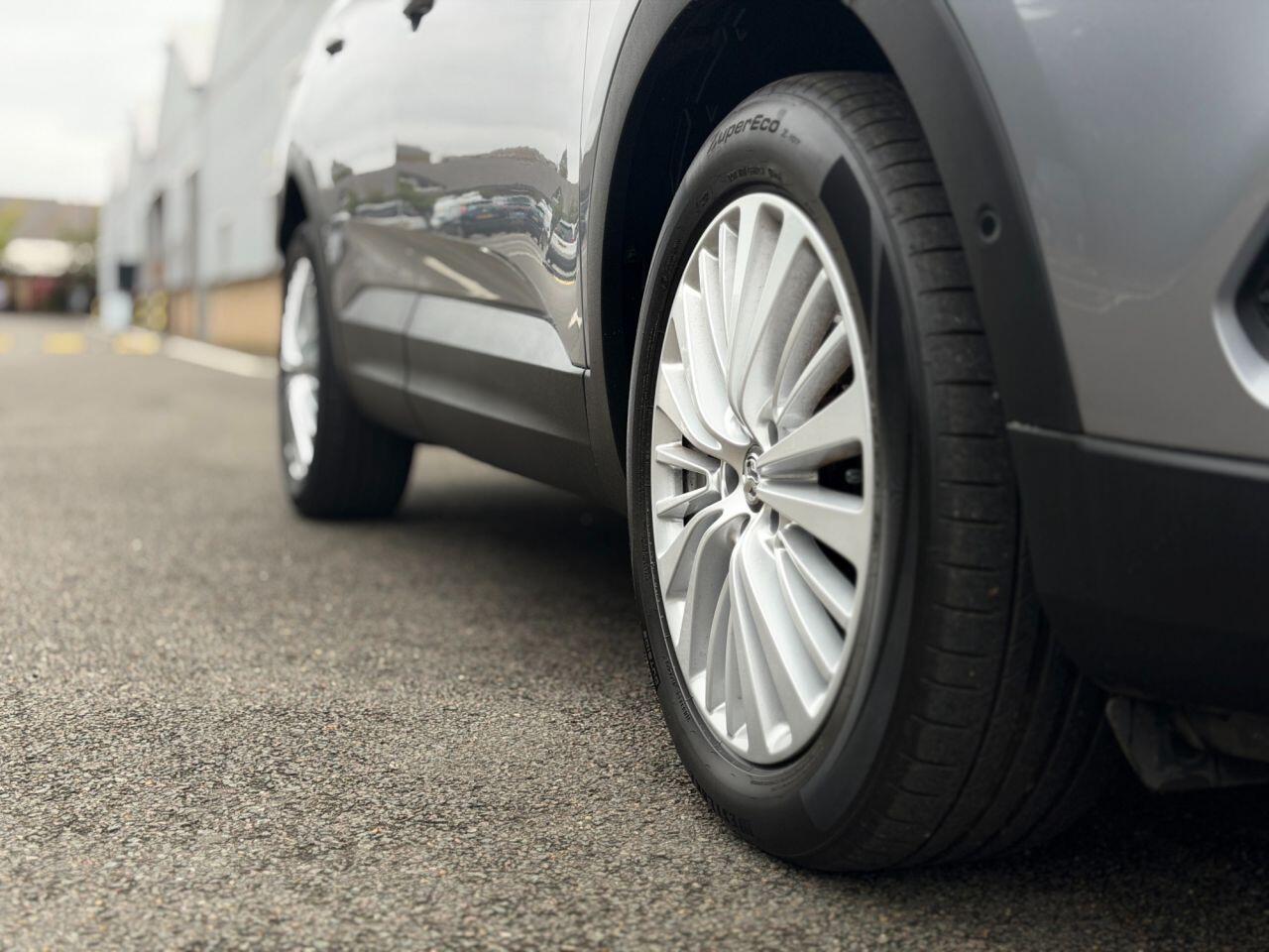Vauxhall Grandland X view 111