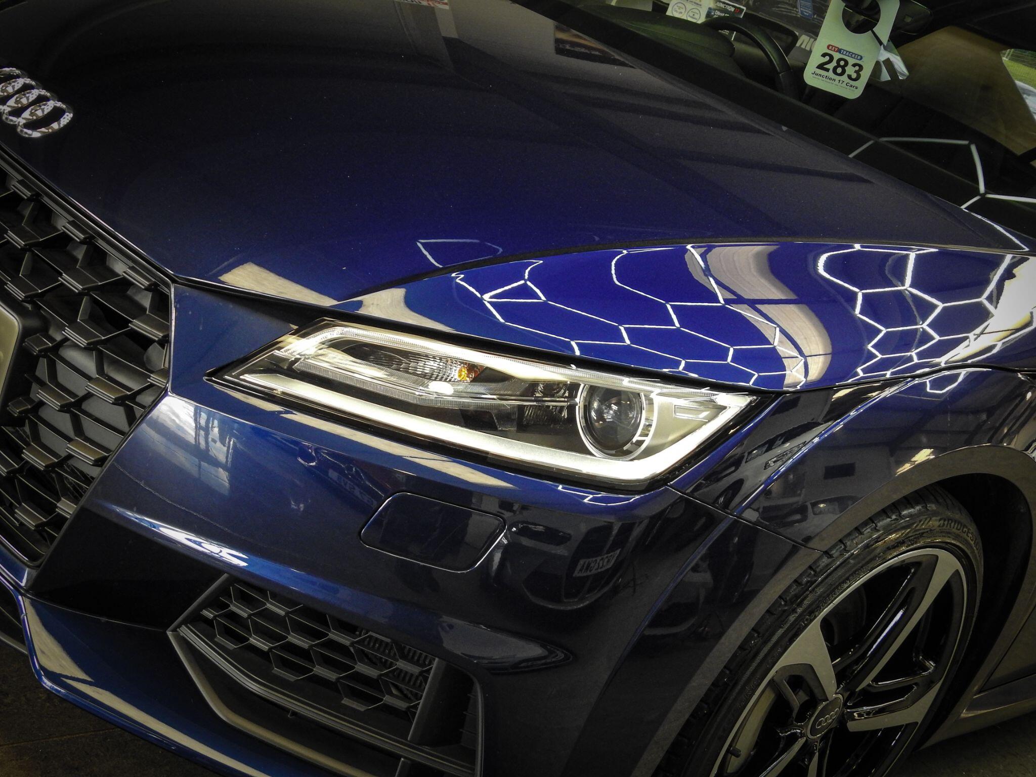 Audi TT view 10