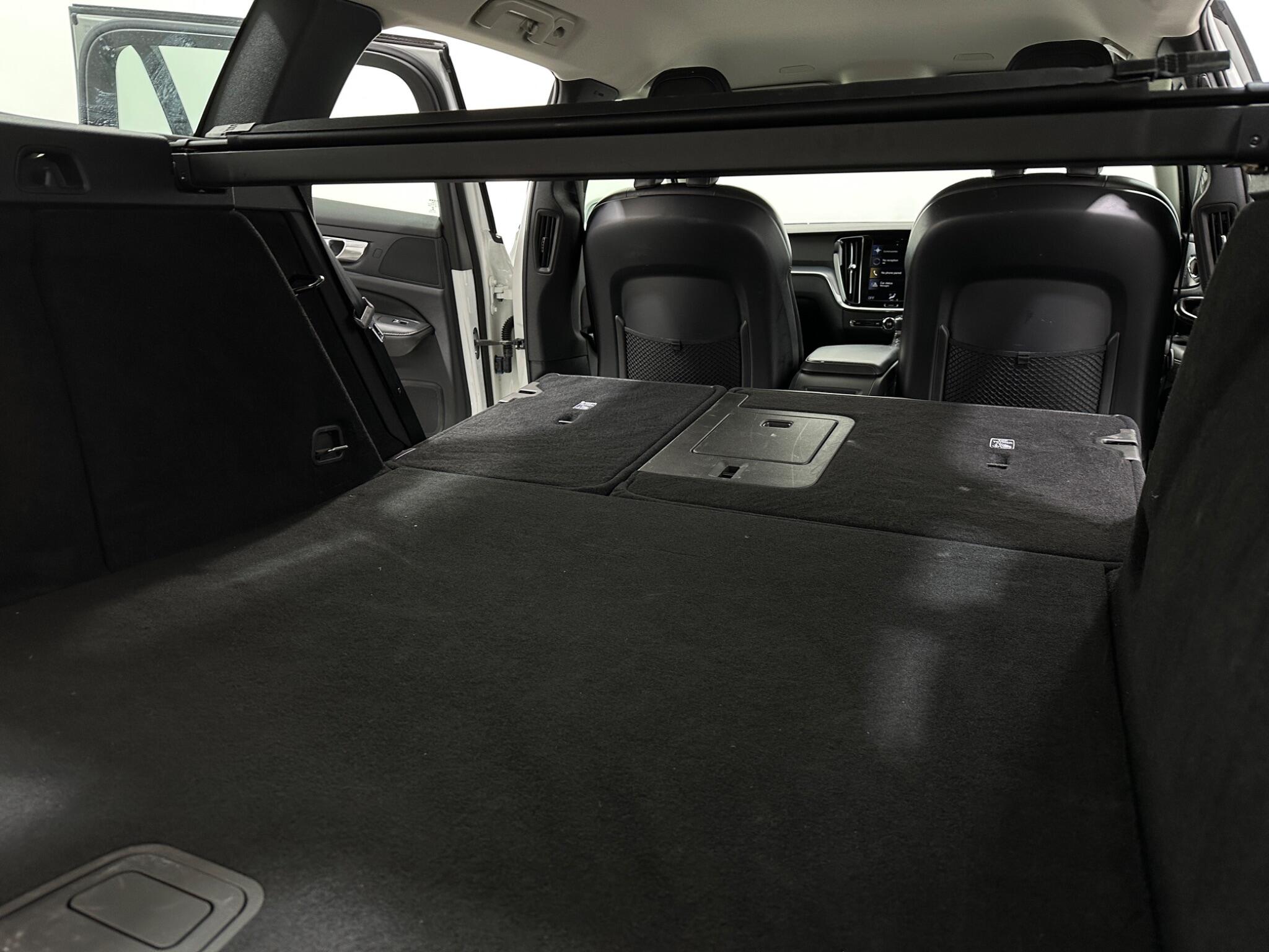 Volvo V60 view 43