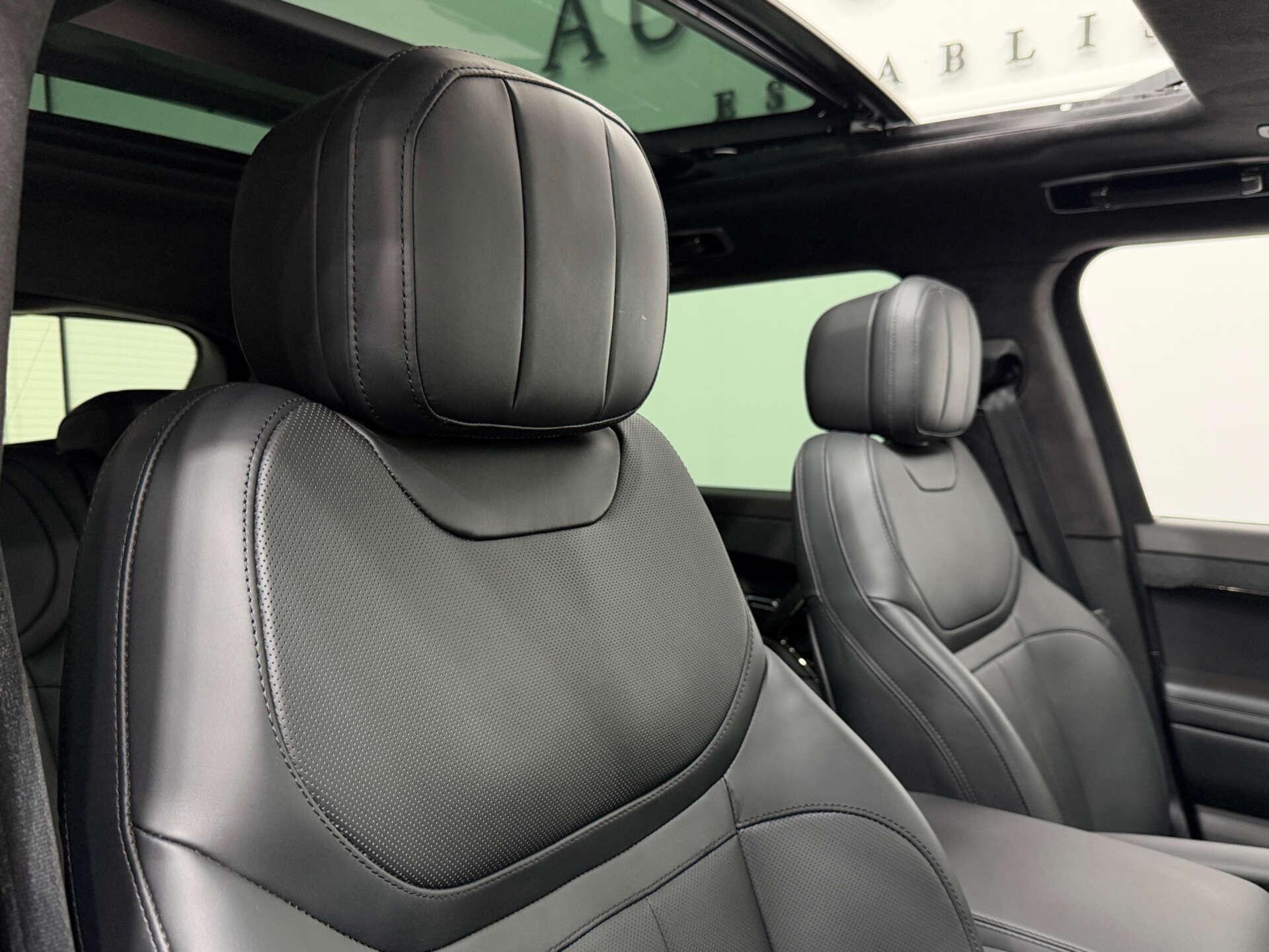 Land Rover Range Rover Sport view 41