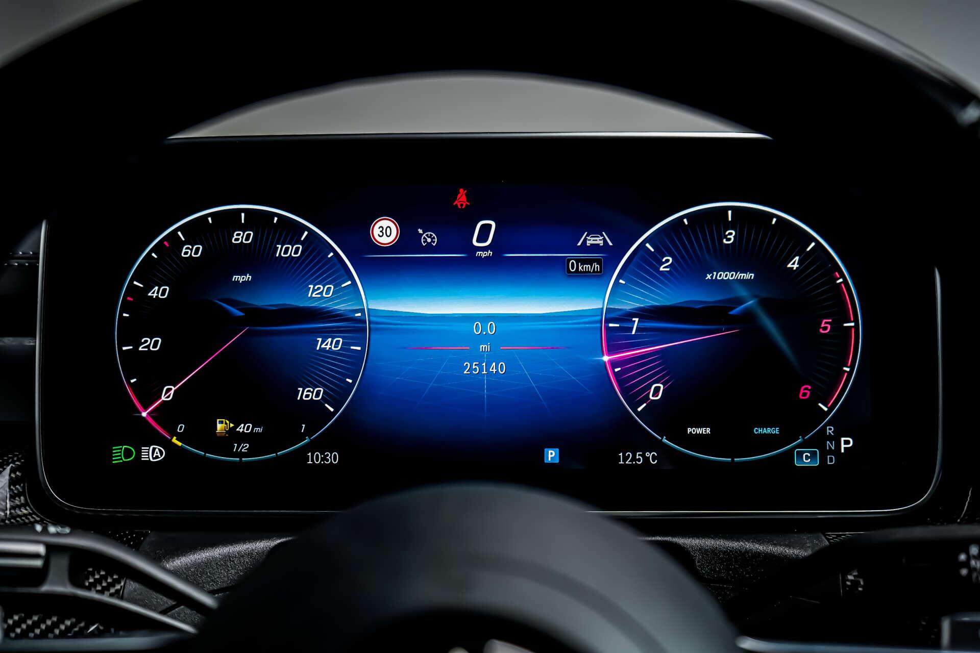 Mercedes-Benz Cle view 16