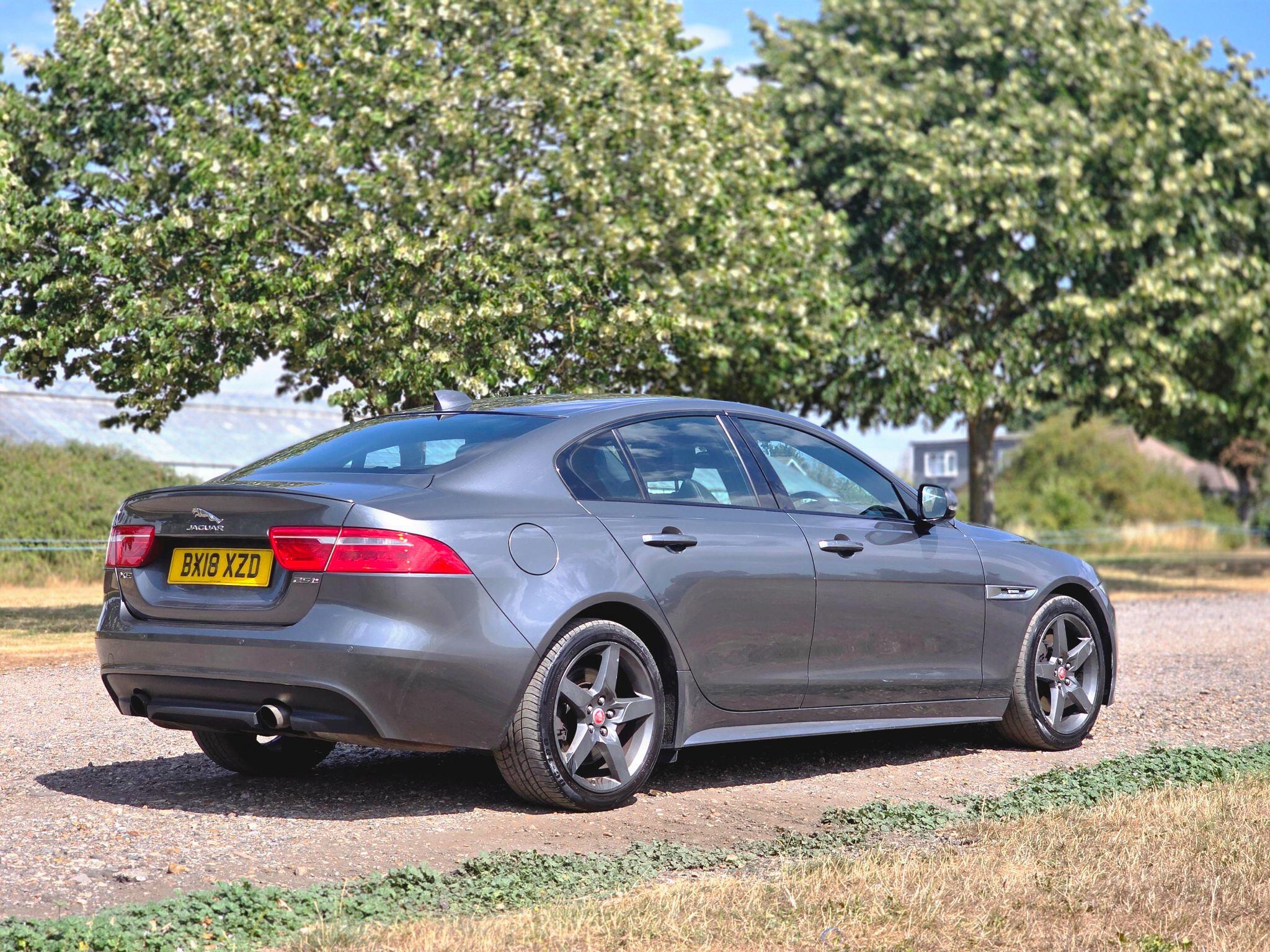 Jaguar Xe view 7