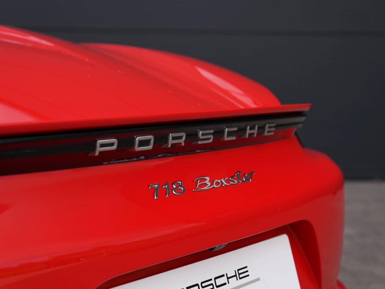 Porsche Boxster view 49