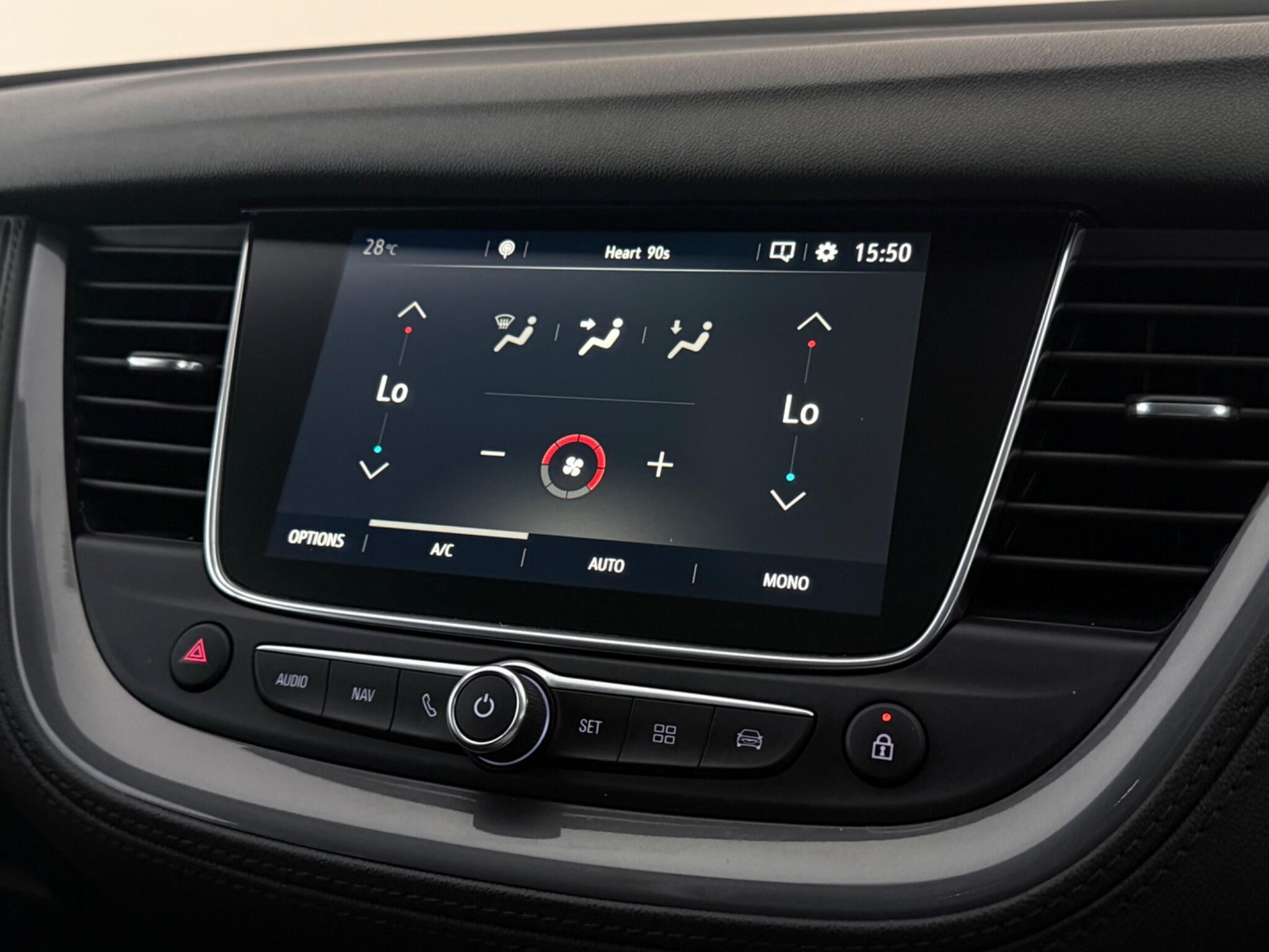 Vauxhall Grandland X view 25