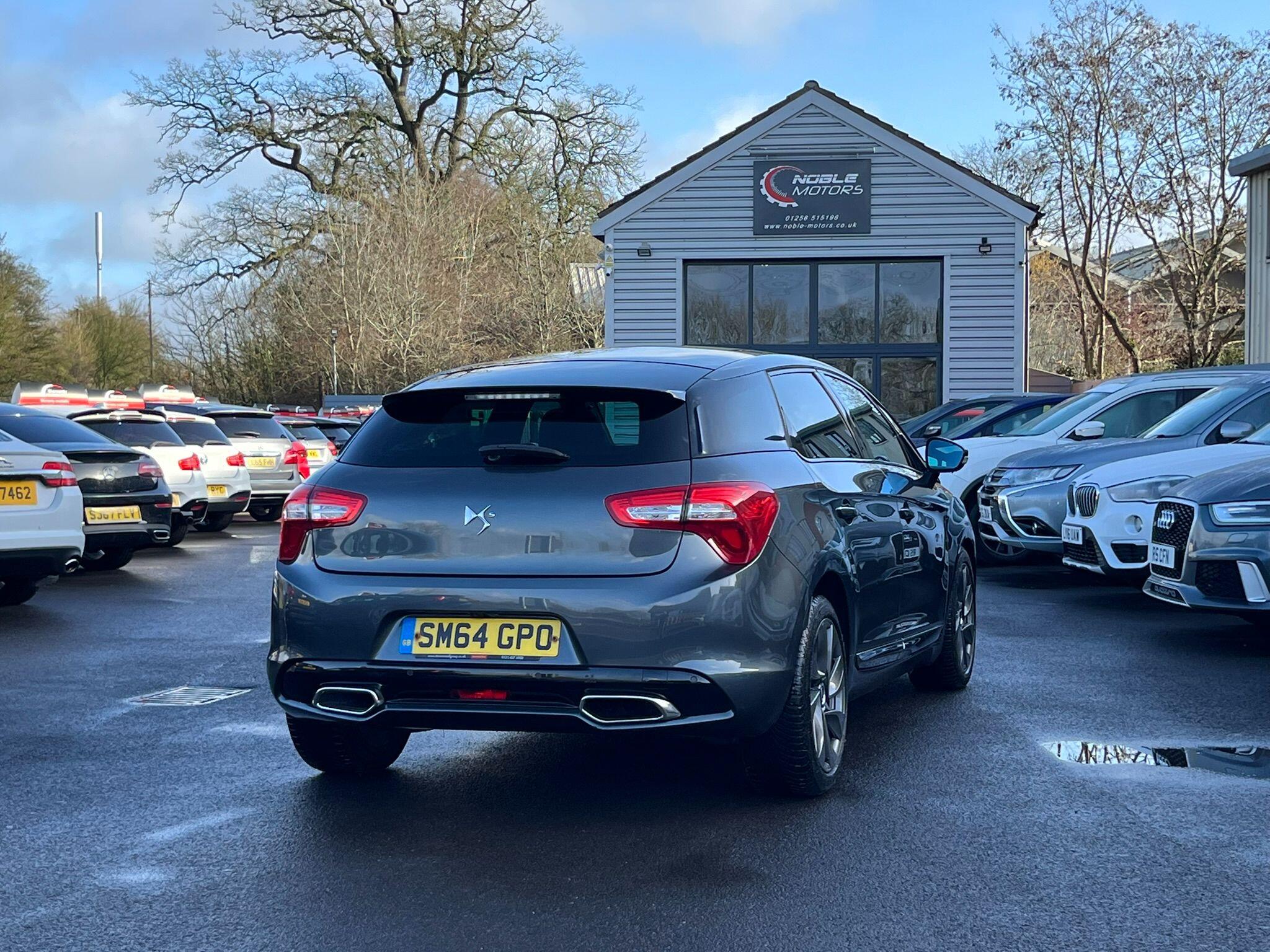Citroen DS5 view 7
