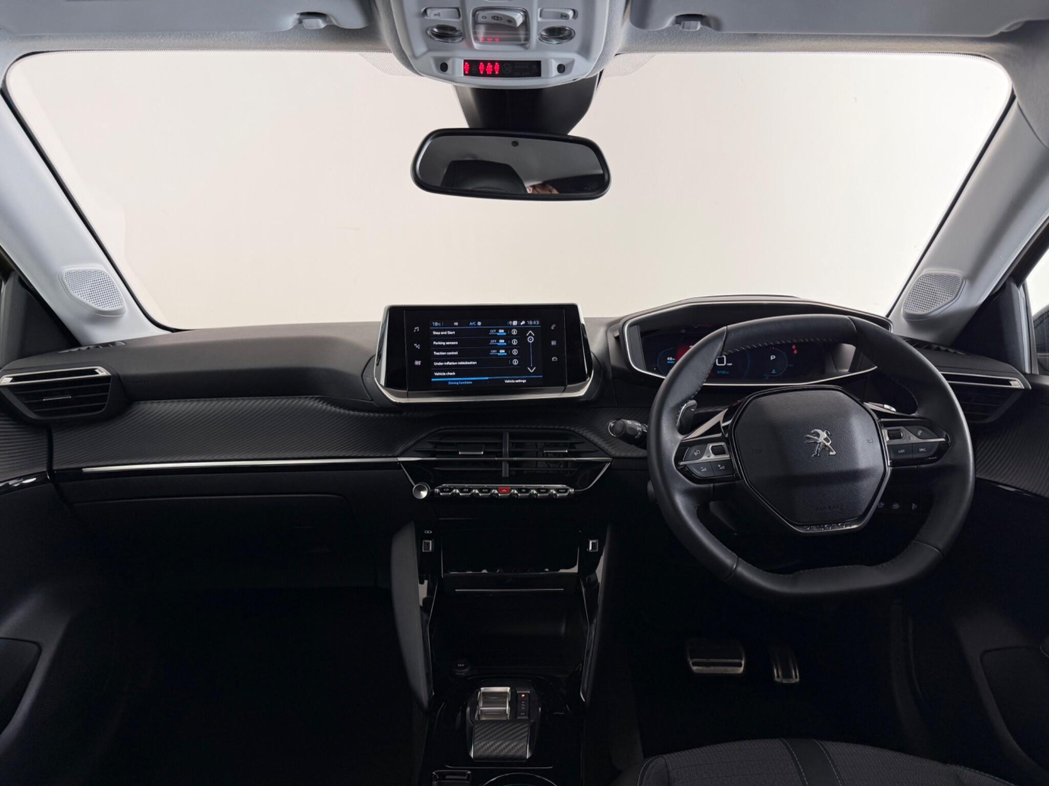 Peugeot 208 view 16