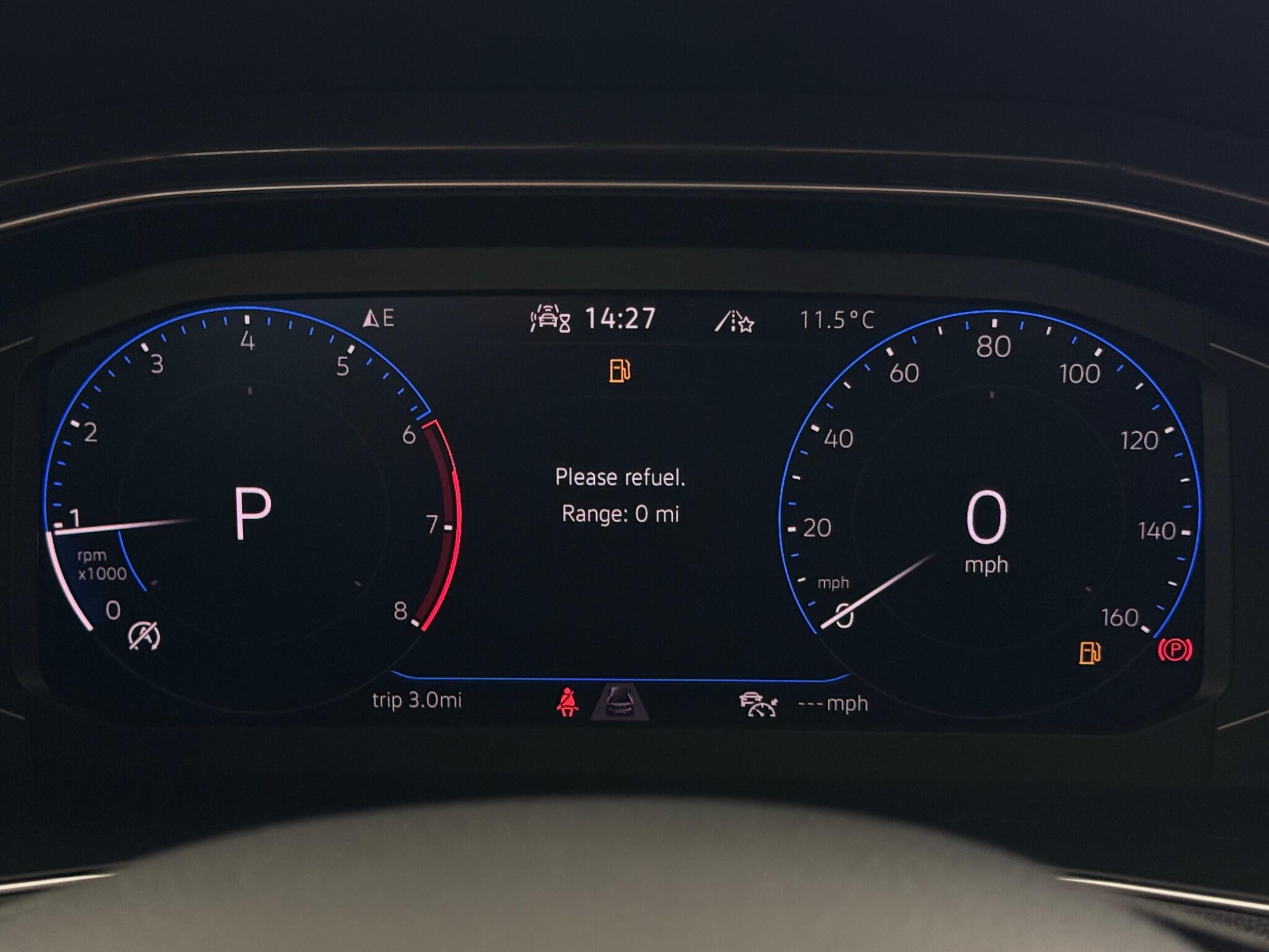 Volkswagen T-Roc view 20