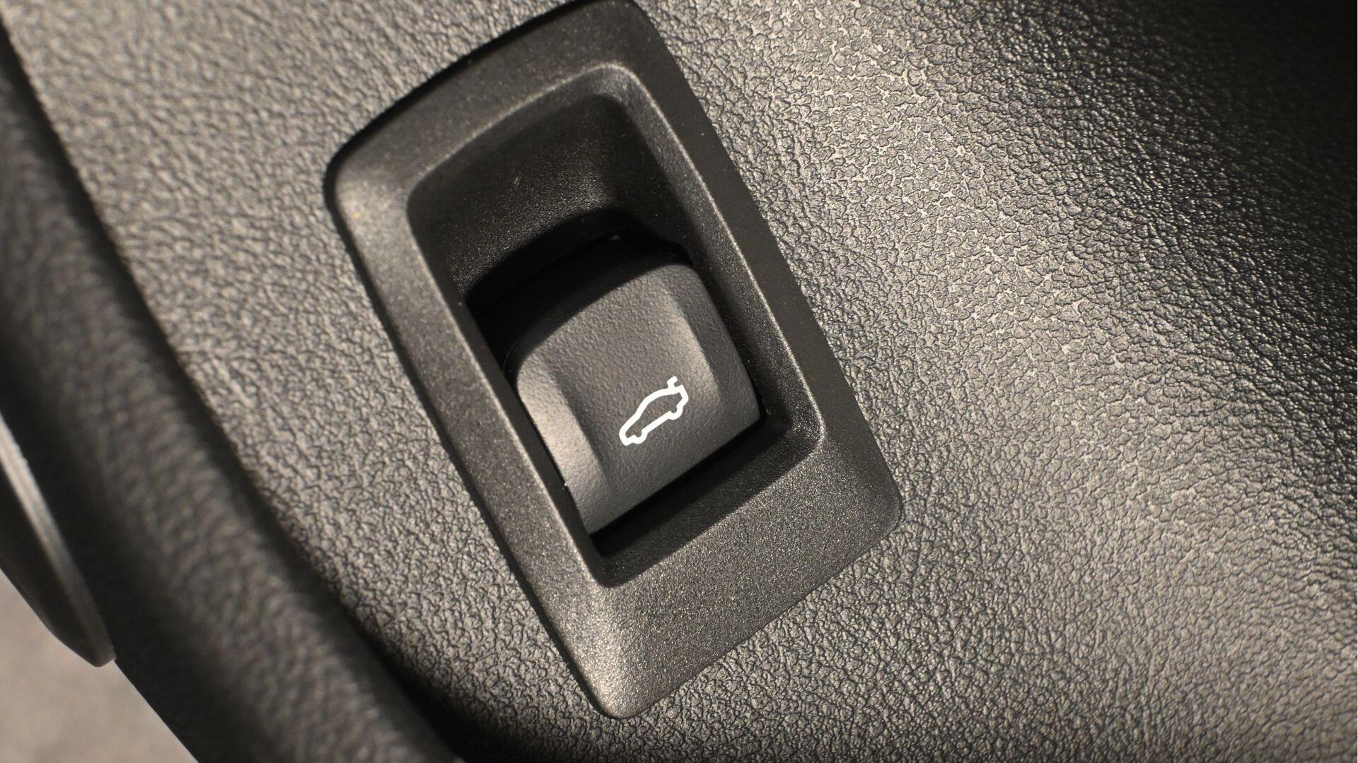 BMW I4 view 27