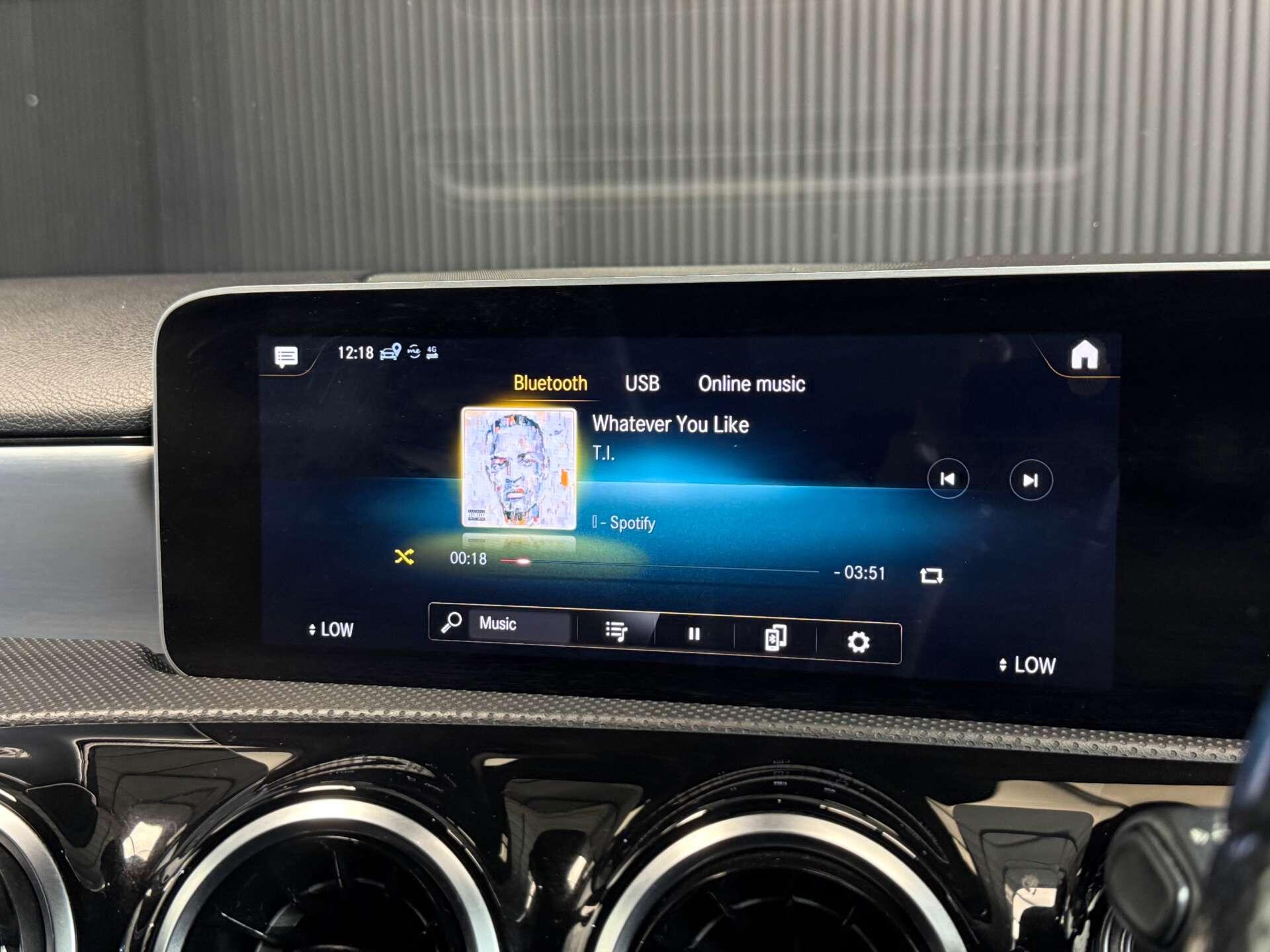 Mercedes-Benz A-Class view 32