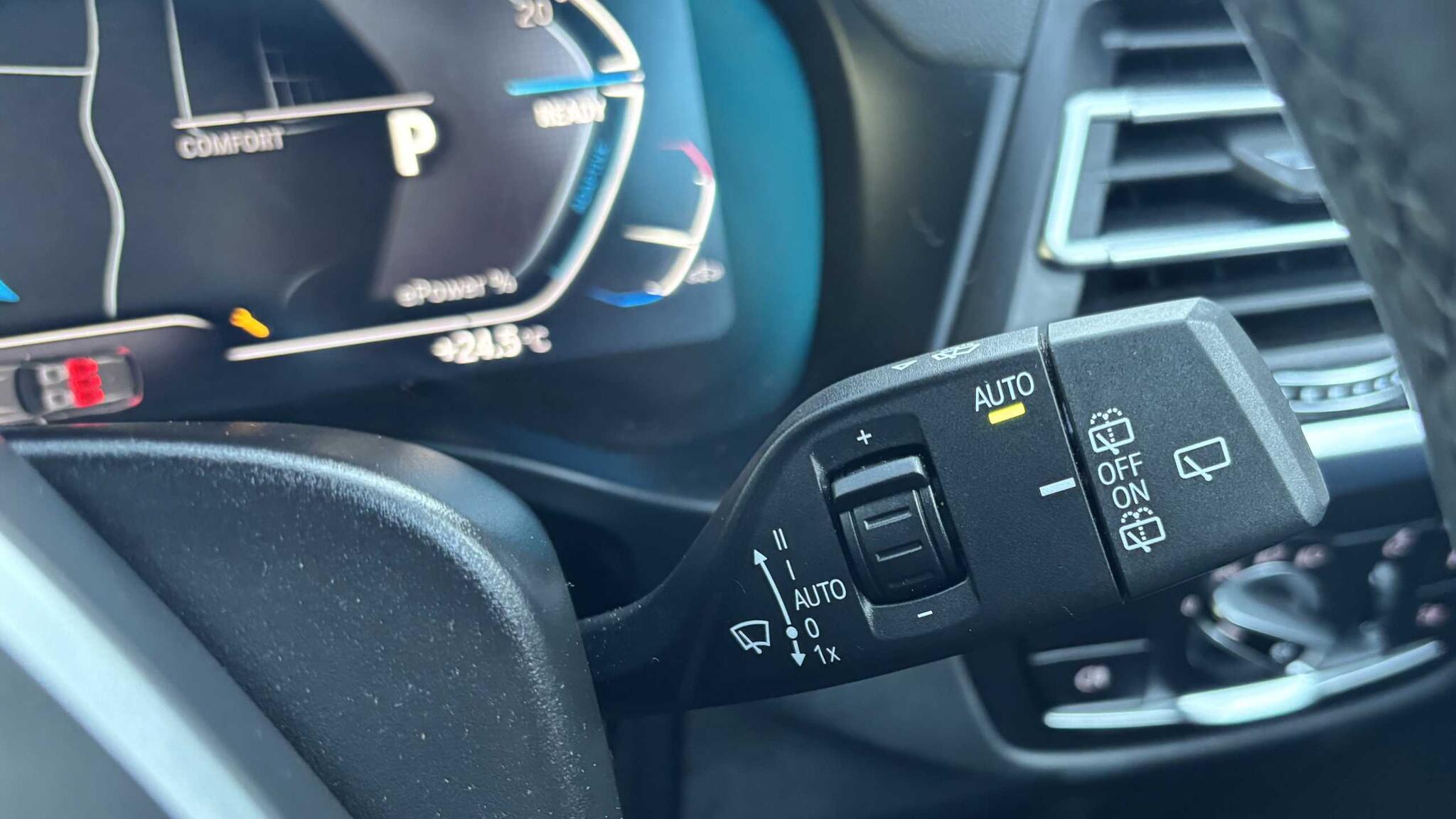 BMW iX3 view 29