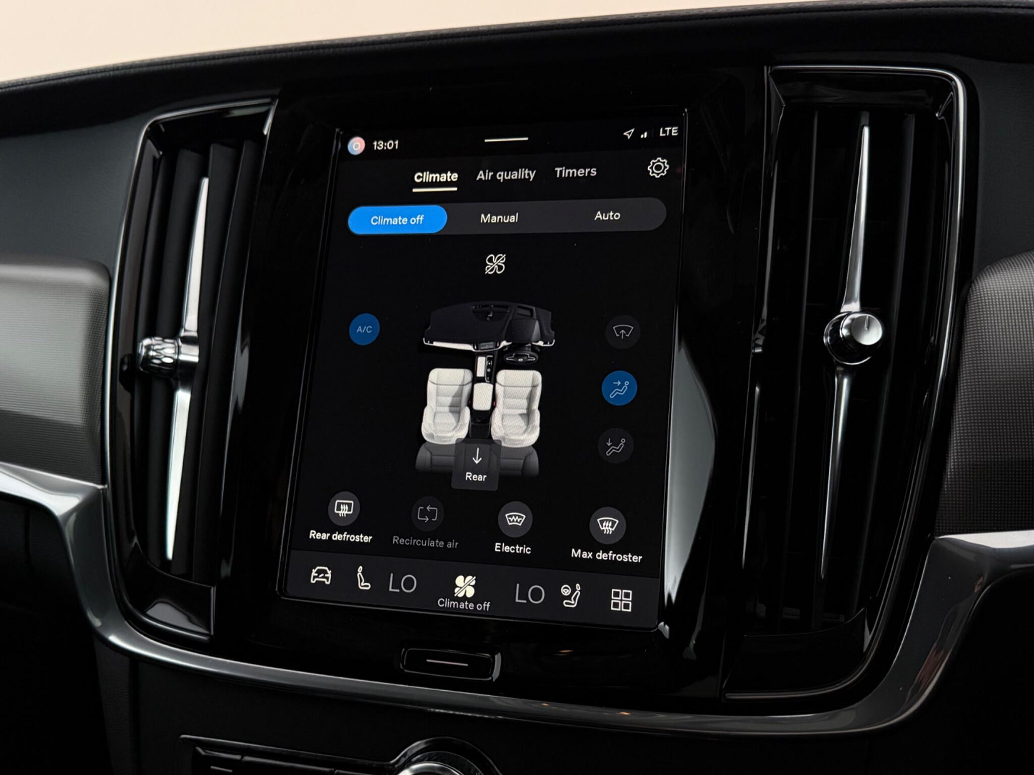 Volvo V90 view 28