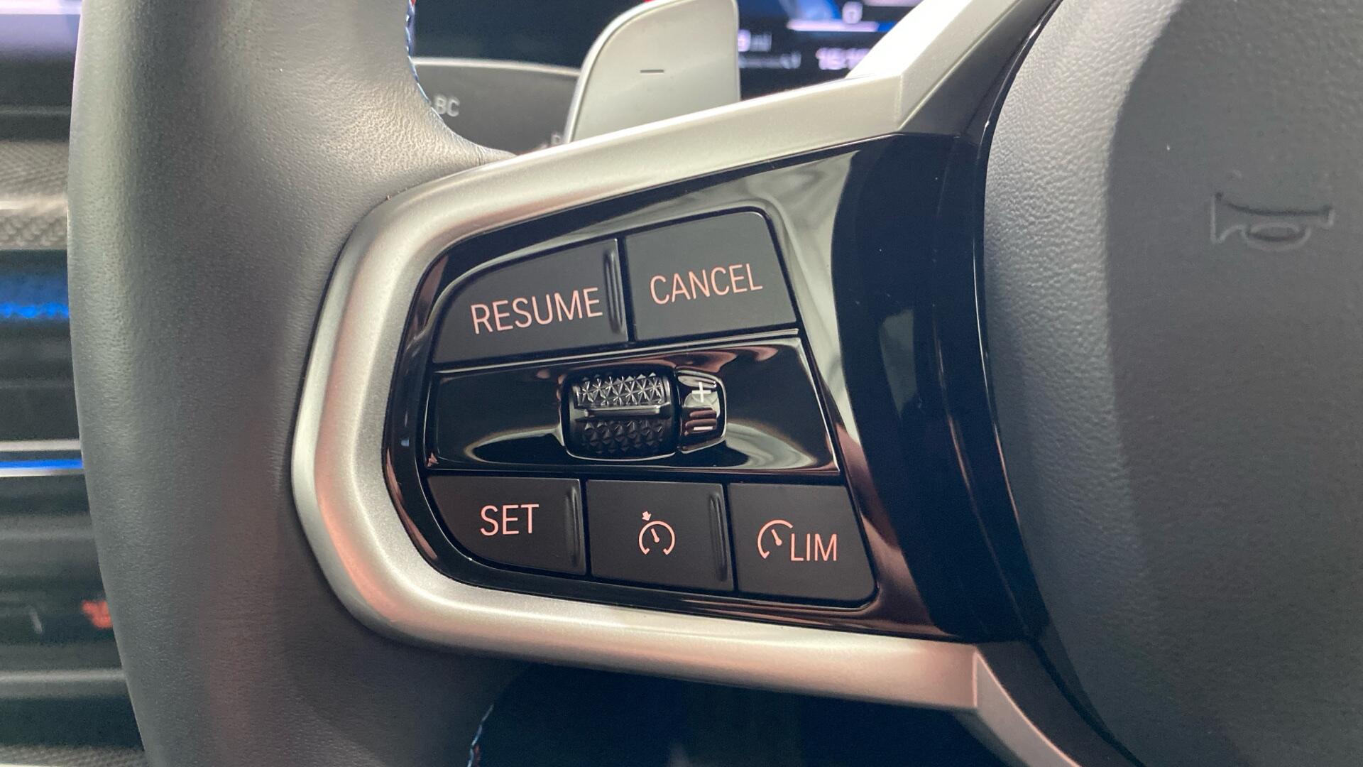 BMW 4 Series view 17
