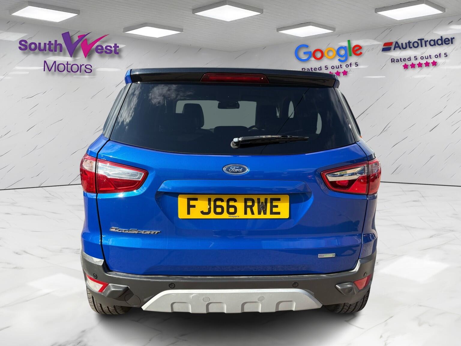 Ford Ecosport view 5