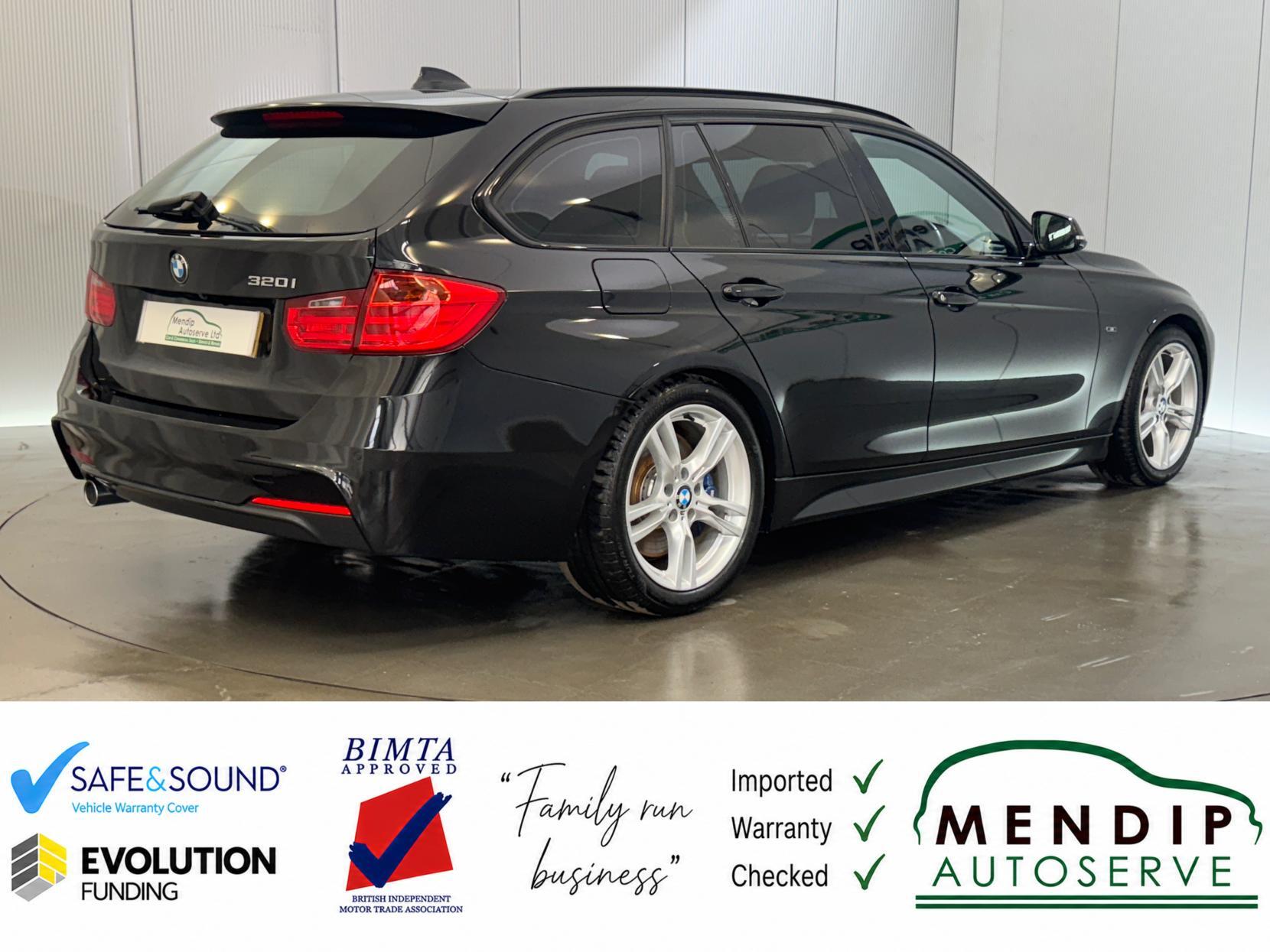 BMW 3 Series view 26