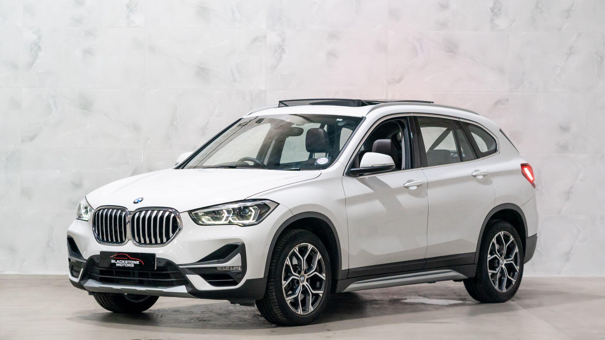 BMW X1 view 3