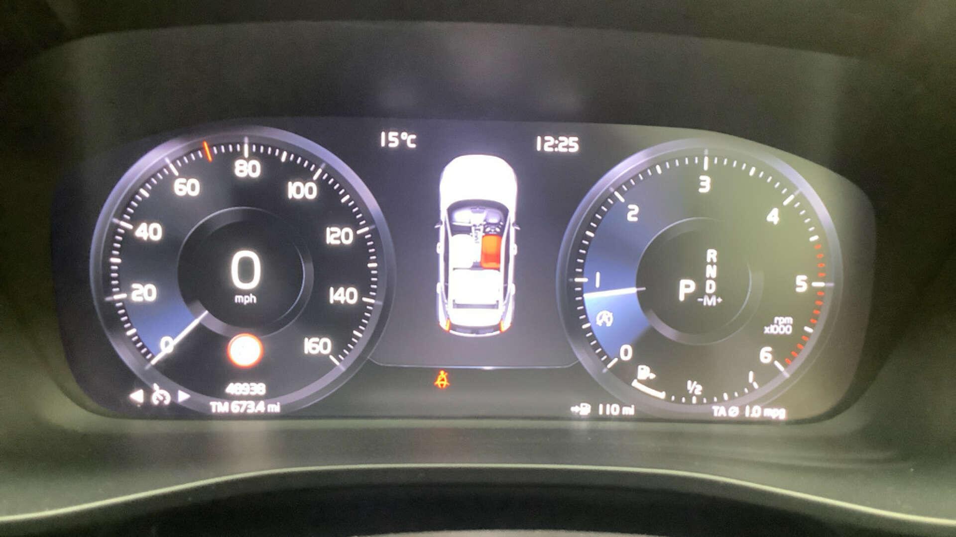 Volvo XC40 view 13