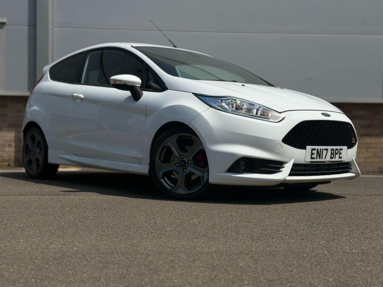 Ford Fiesta view 48