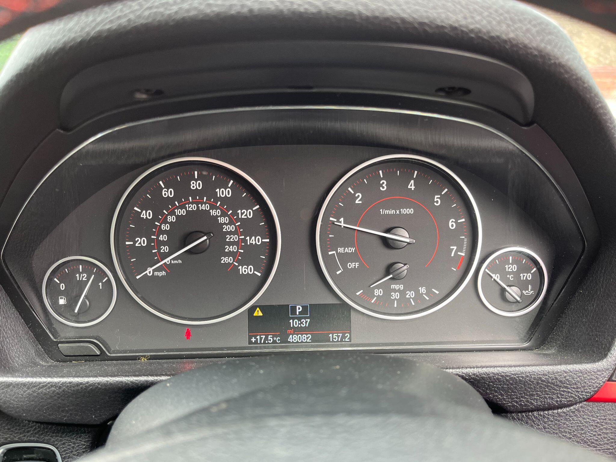 BMW 3 Series view 22