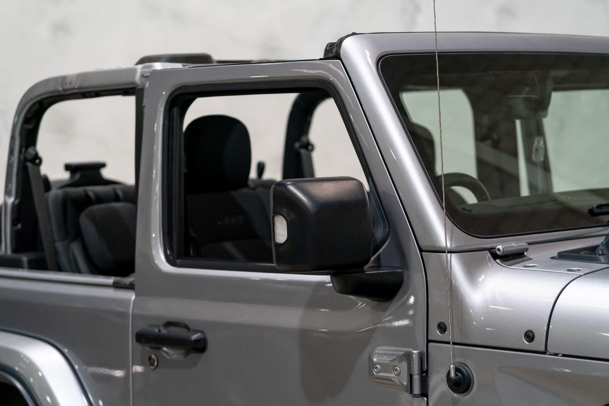 Jeep Wrangler view 14