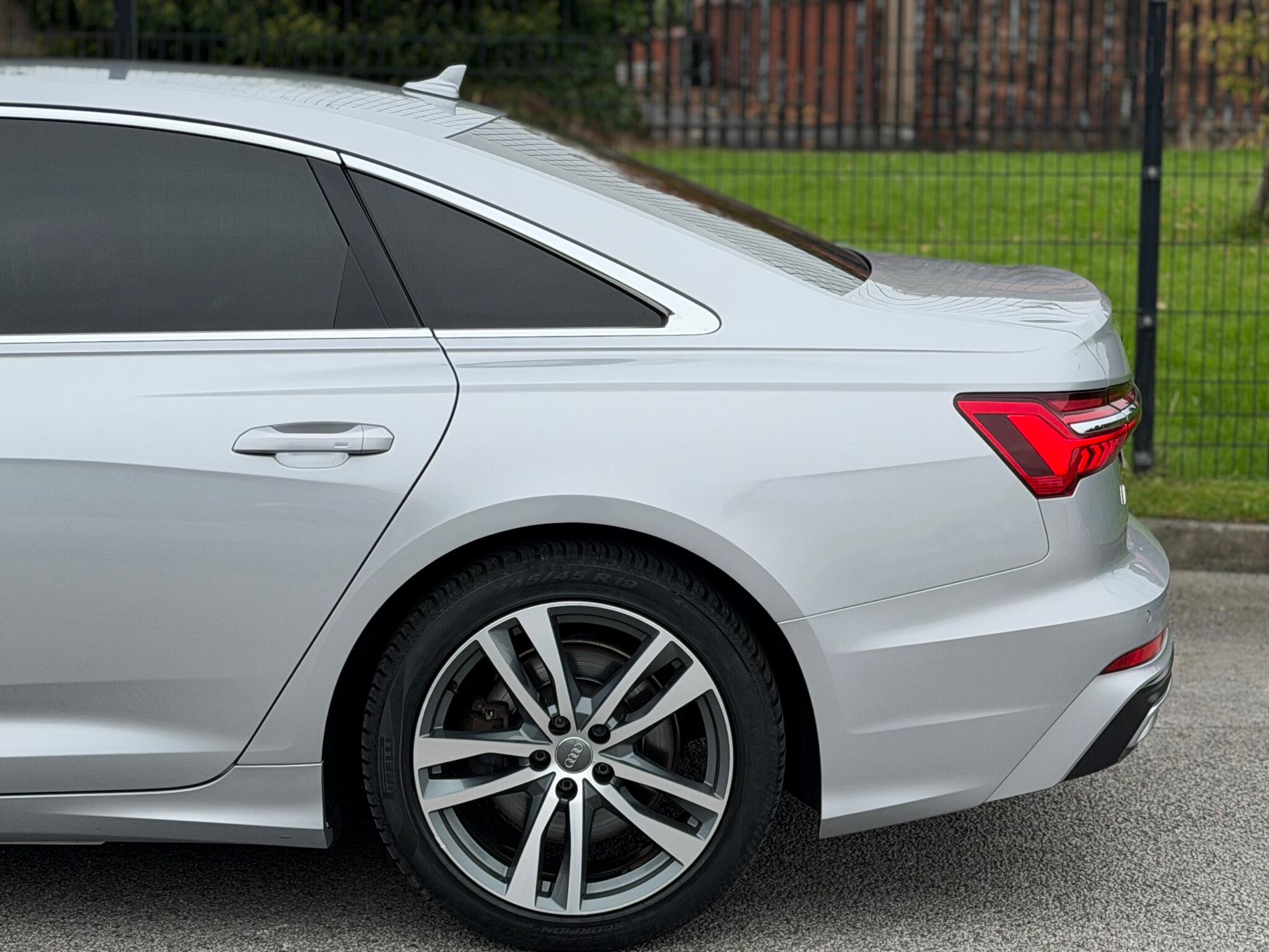 Audi A6 view 34