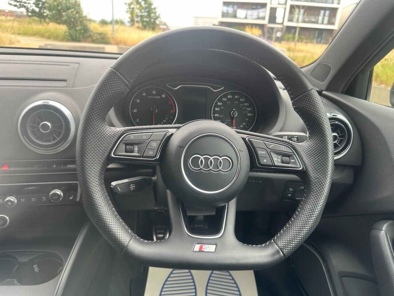 Audi A3 view 24