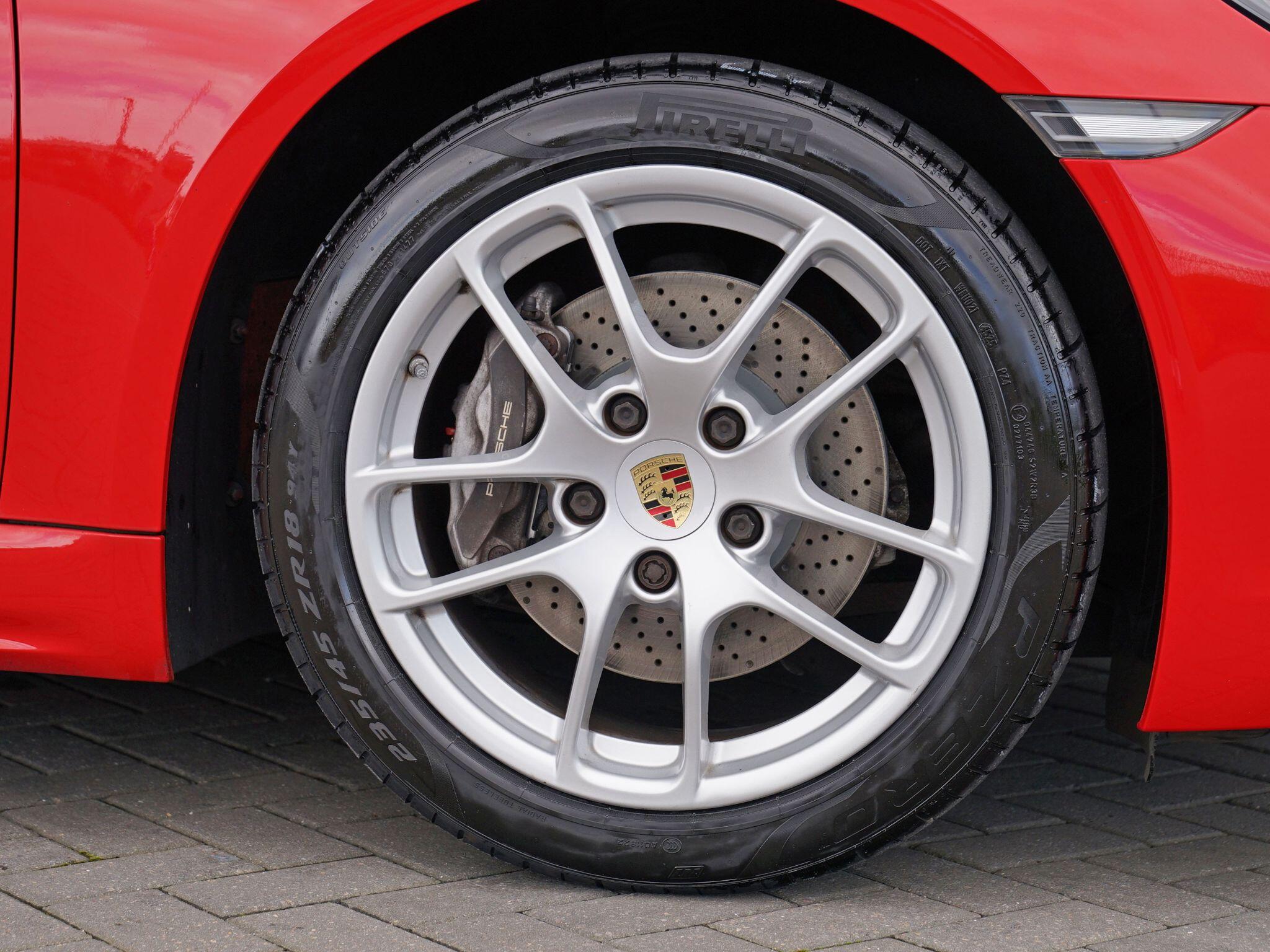 Porsche Cayman view 66