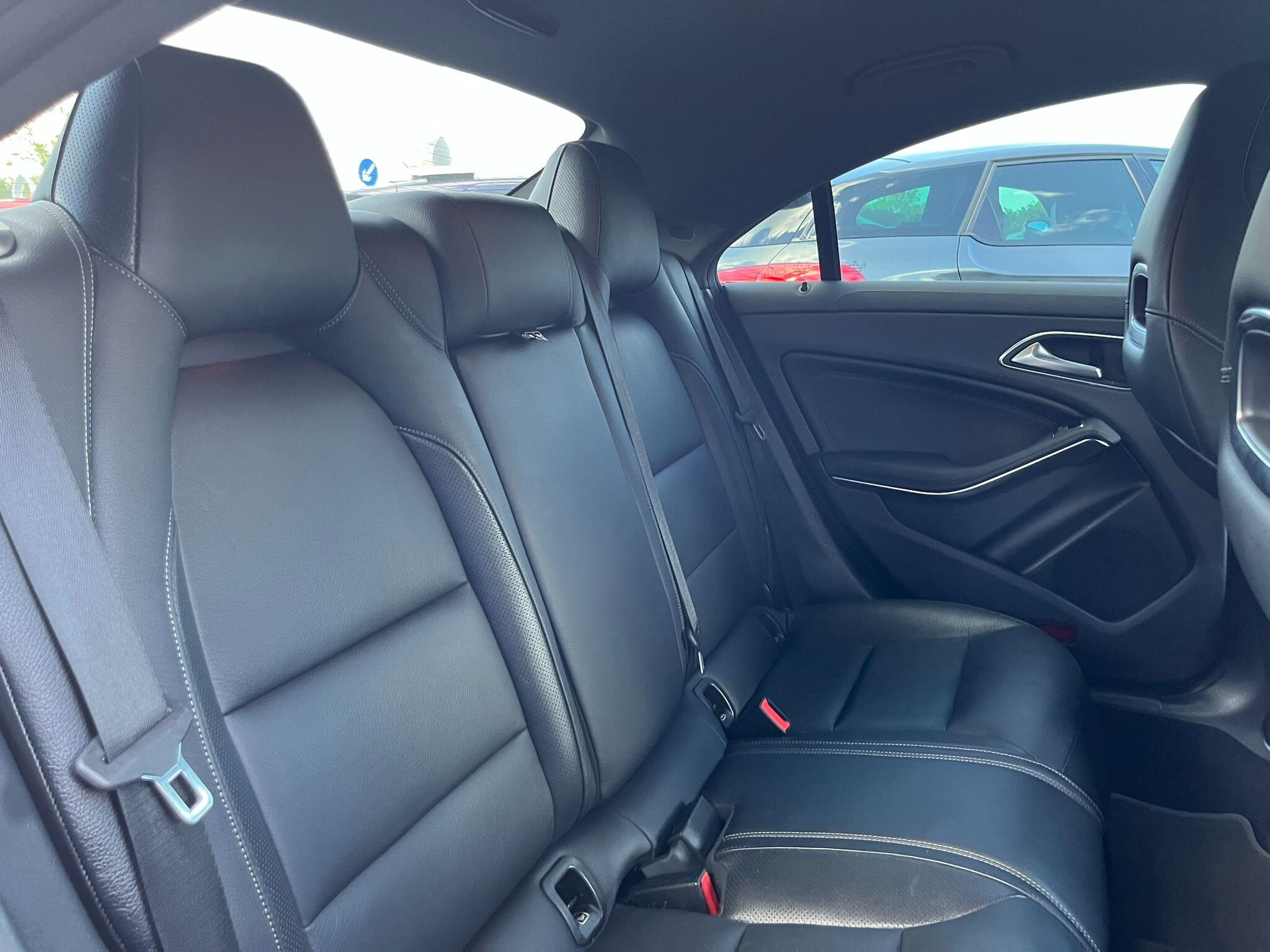 Mercedes-Benz Cla view 33