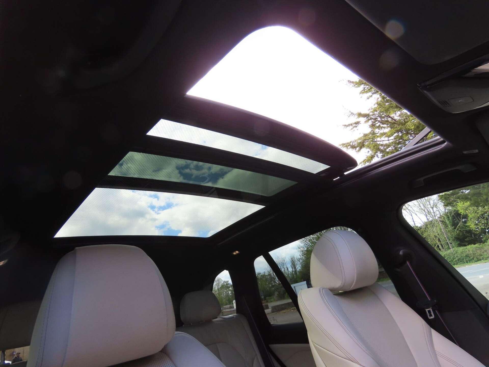 BMW X5 view 17