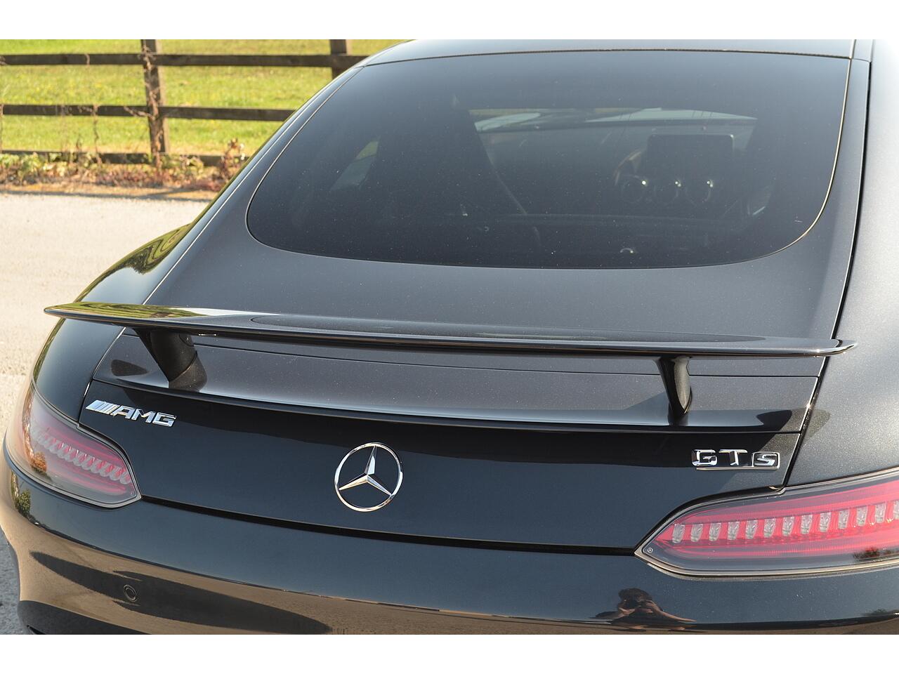 Mercedes-Benz Amg GT view 23