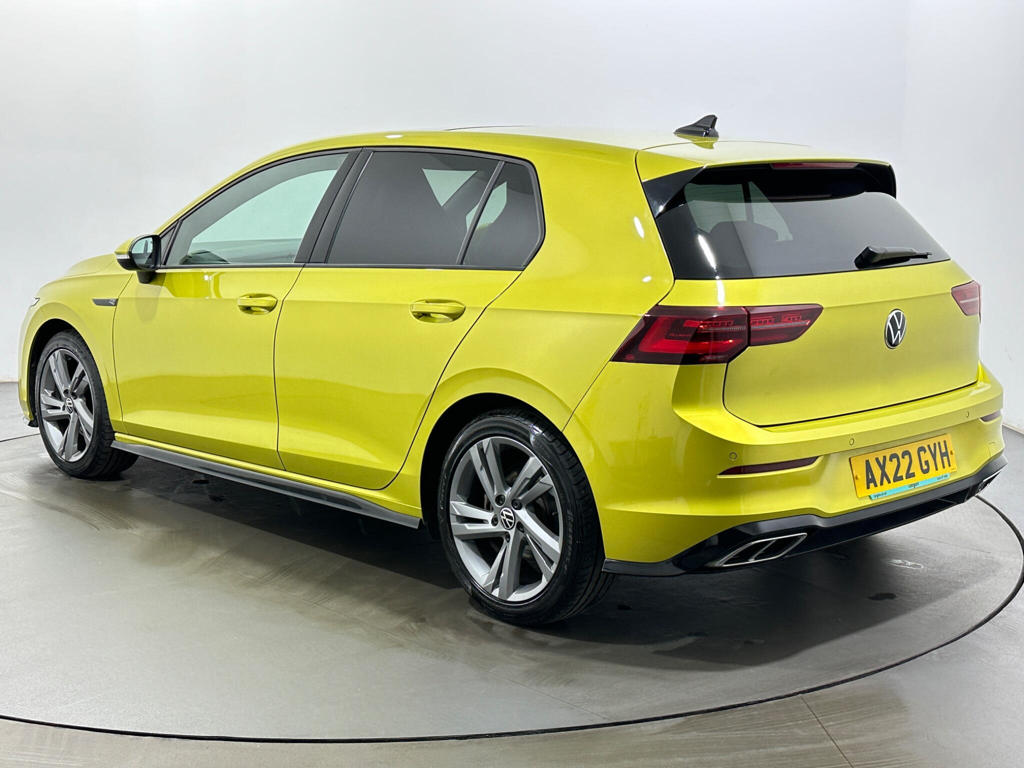 Volkswagen Golf view 6