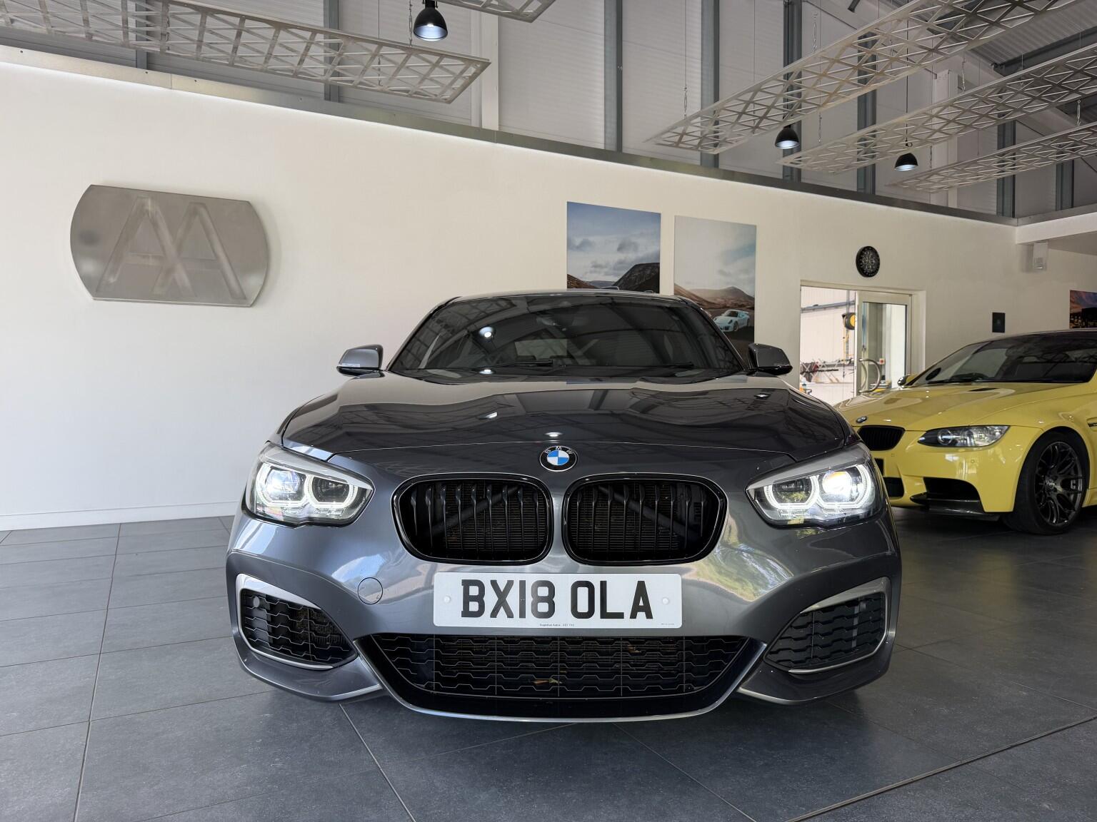 BMW 1 Series view 19