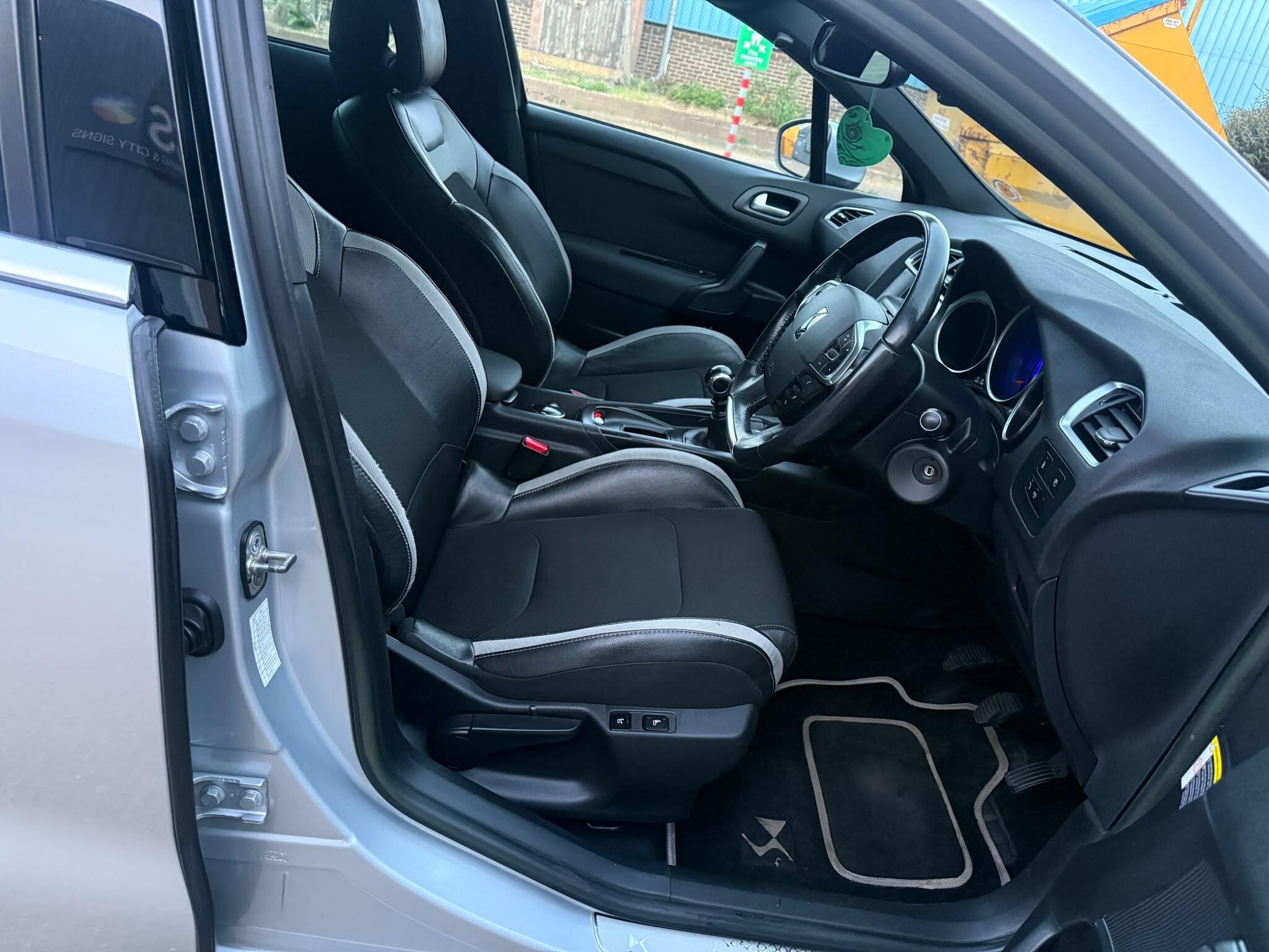 Citroen DS4 view 12