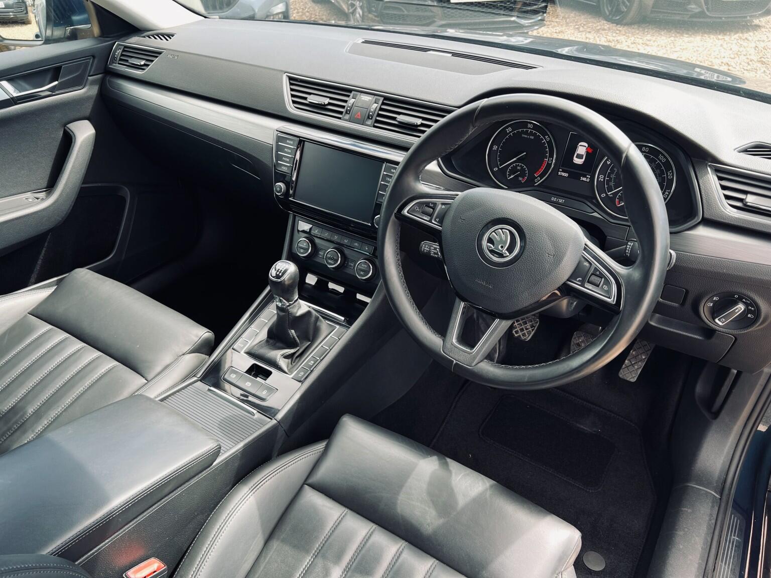 Skoda Superb view 14