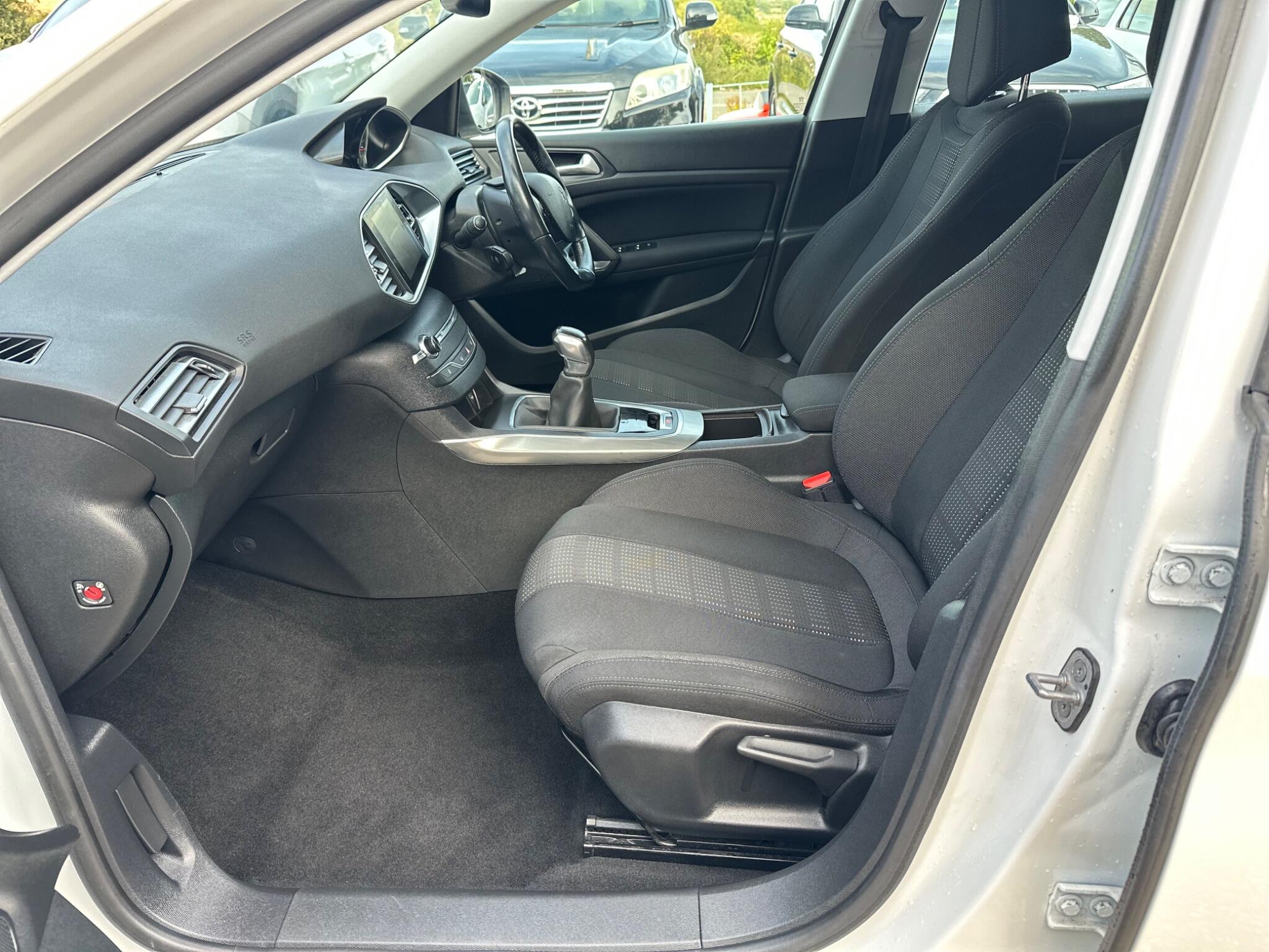 Peugeot 308 view 52
